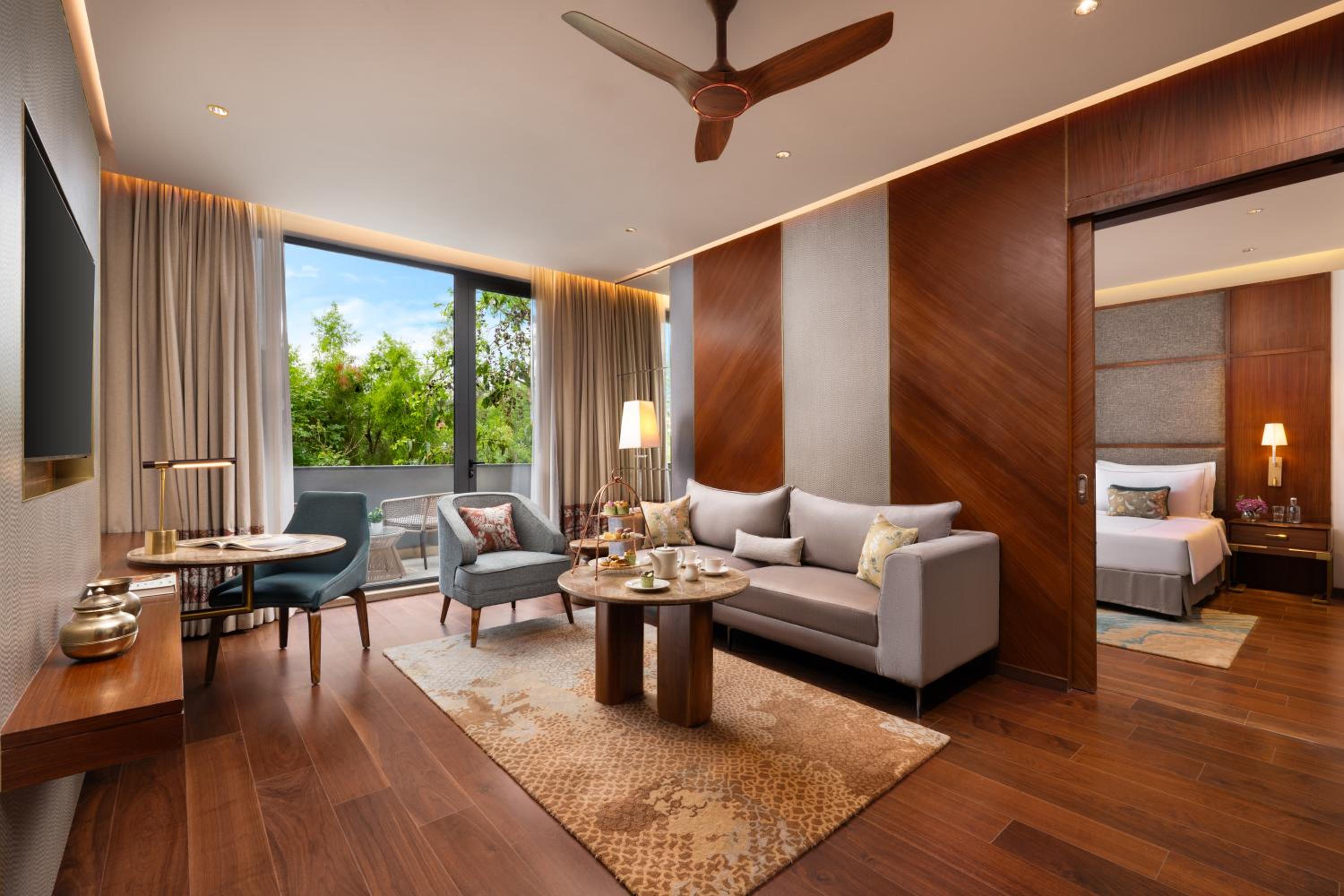 Deluxe Suite