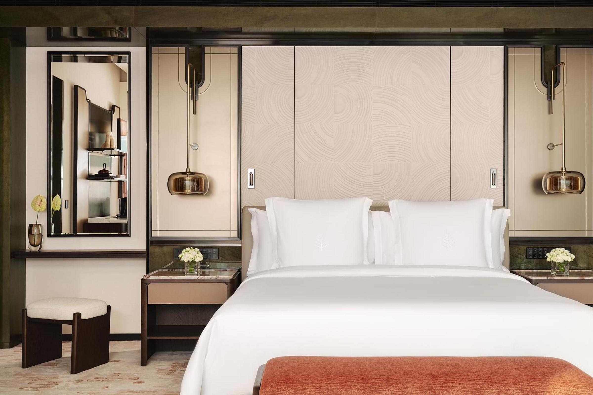 Canton Tower View Room With Windowside Bathtub King - Photo 2