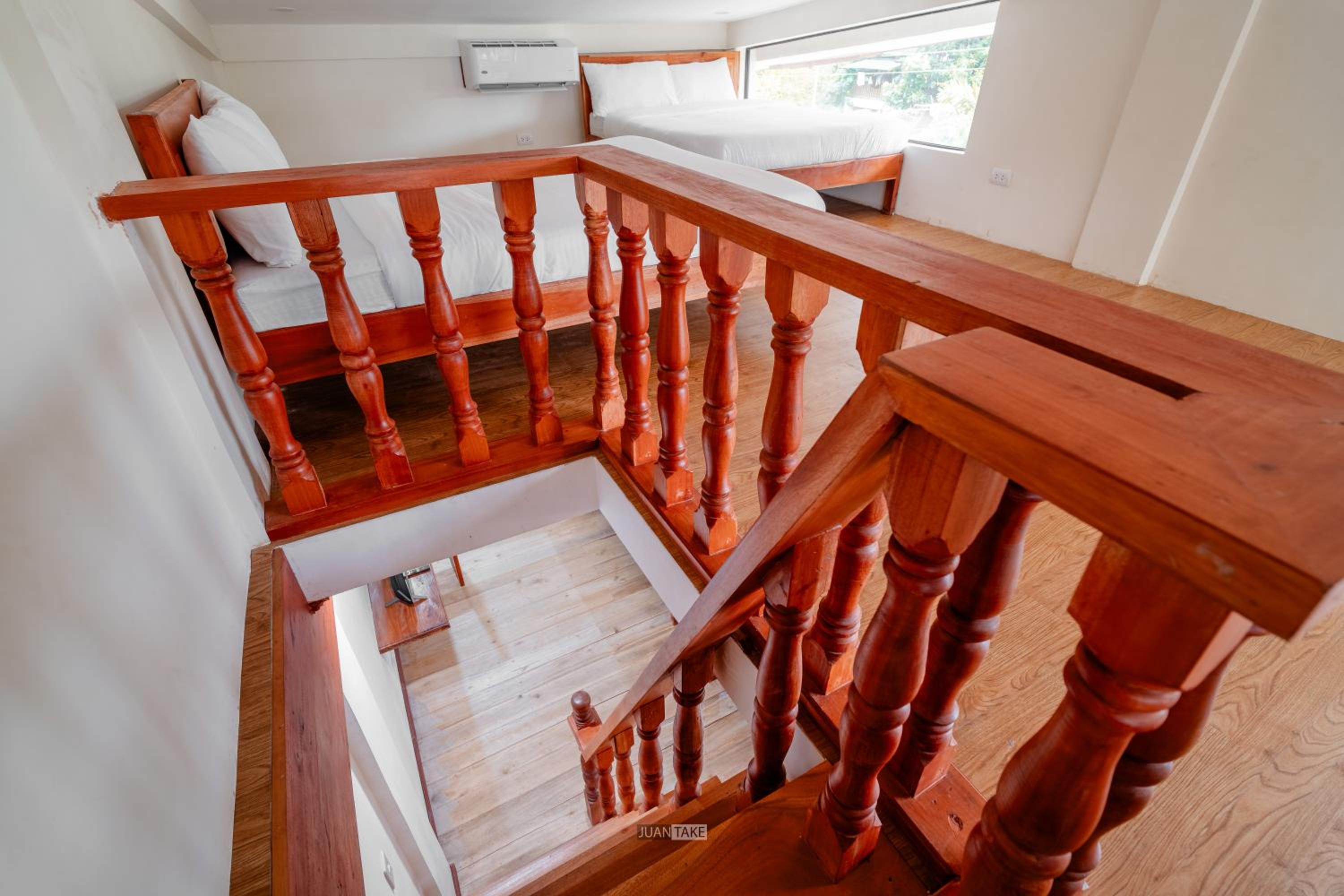 Family Room with Balcony photo 2
