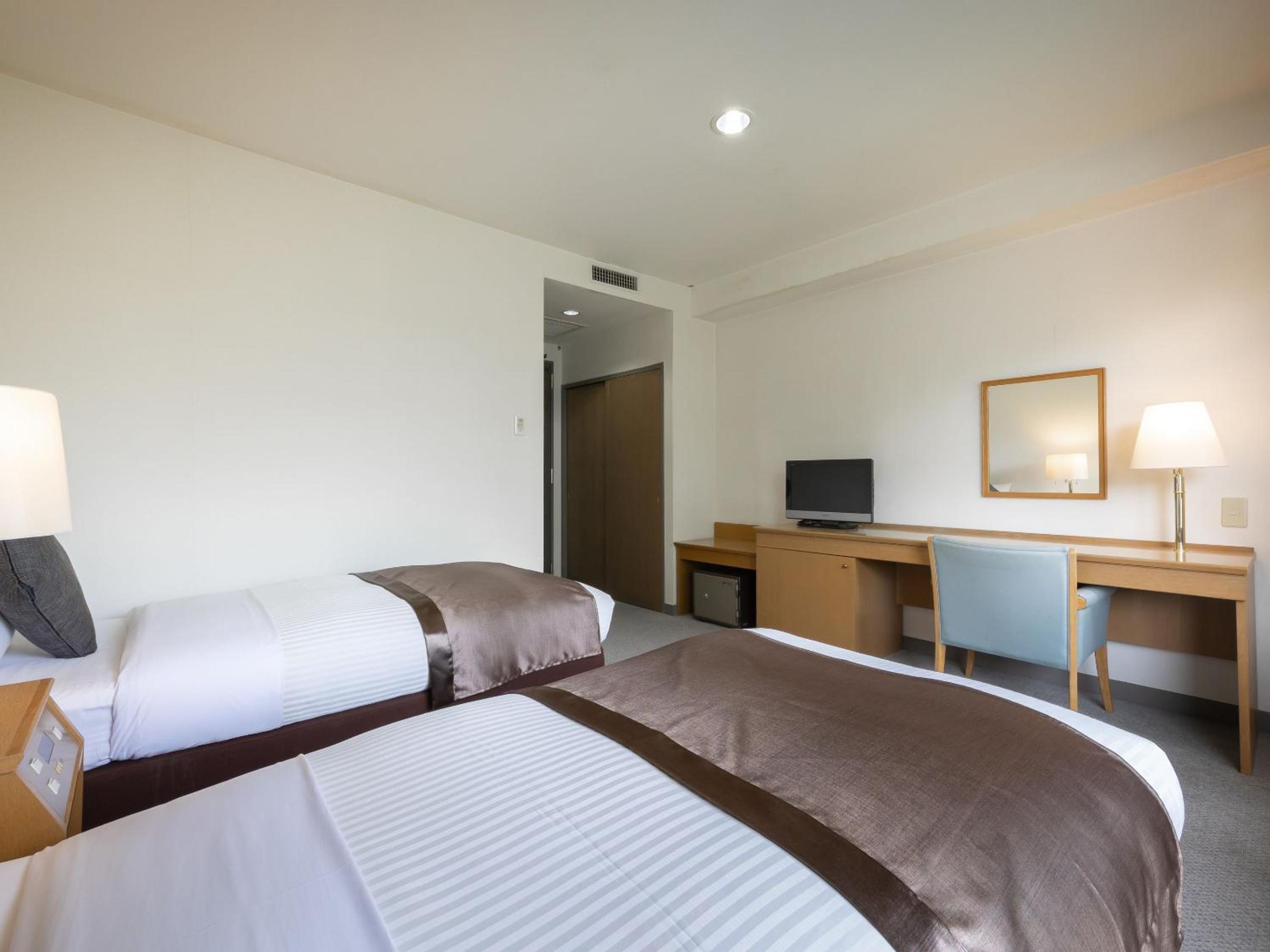 Standard Twin Room photo 3