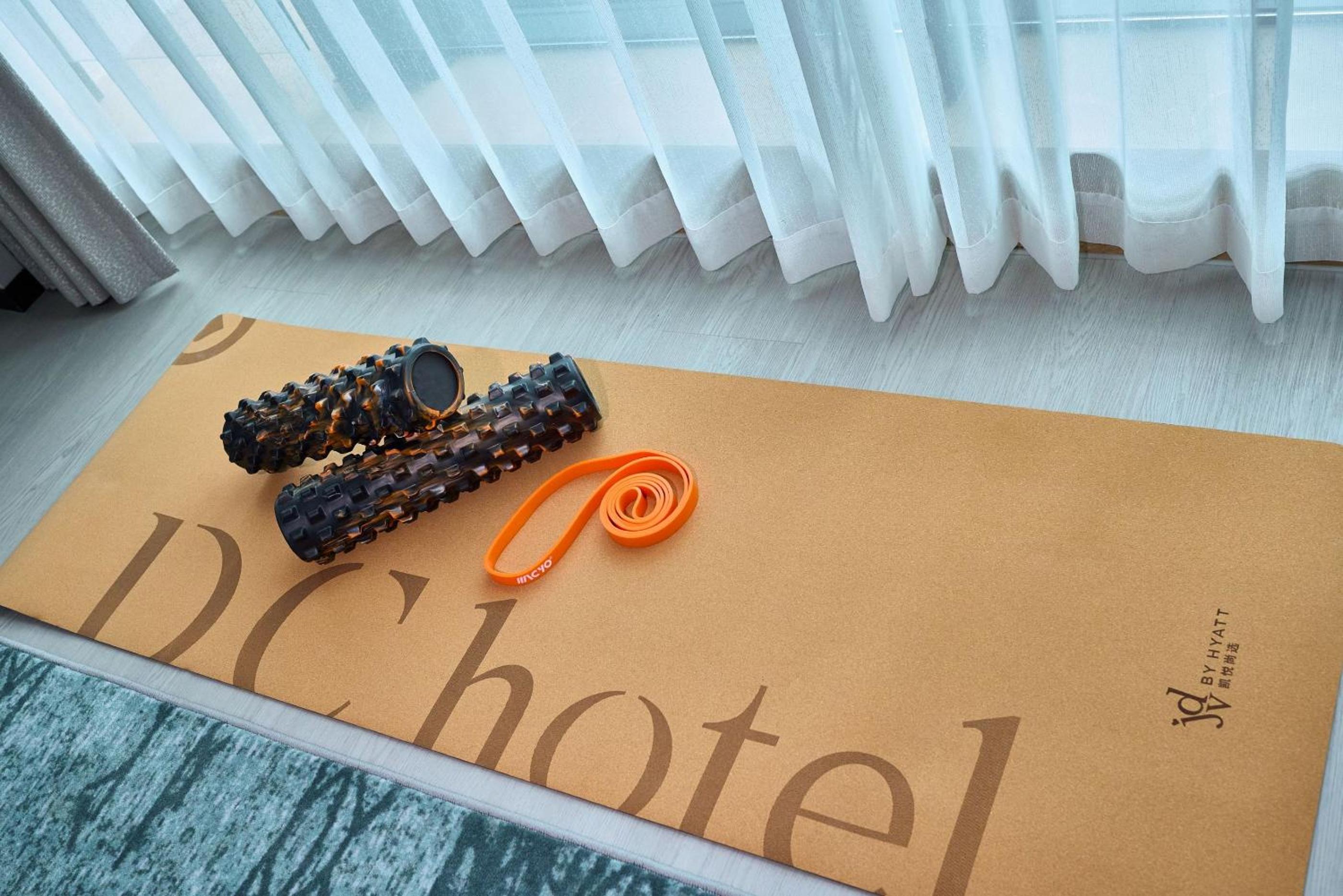 Deluxe King Suite photo 2