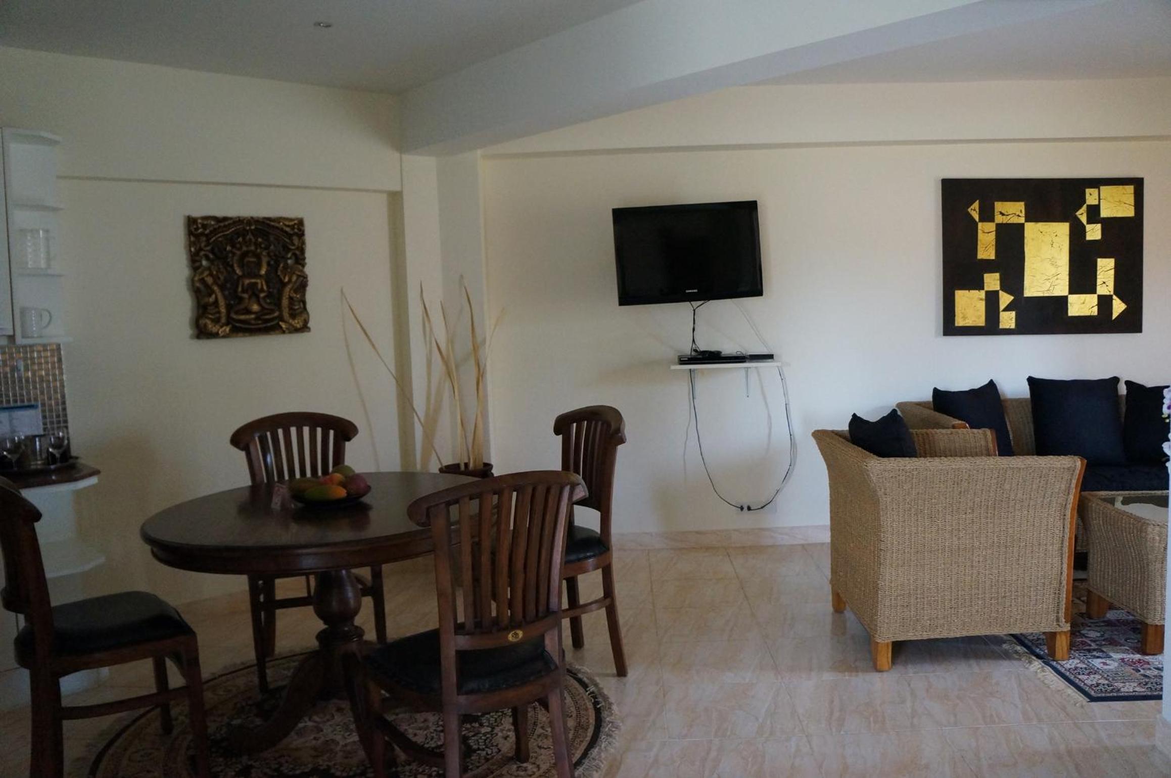 Family Suite - Two Bedrooms - Photo 4