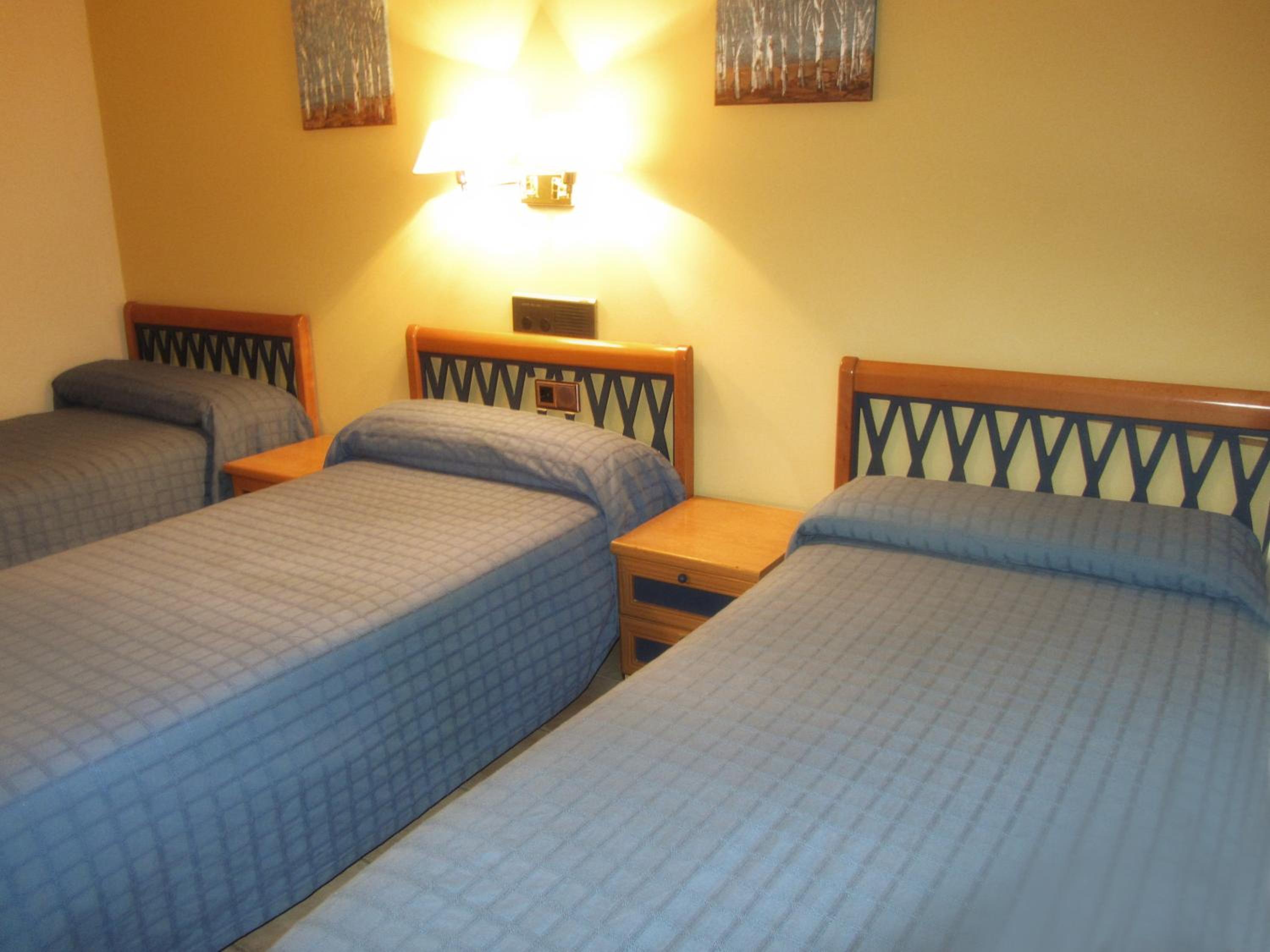 Triple Room - Photo 2
