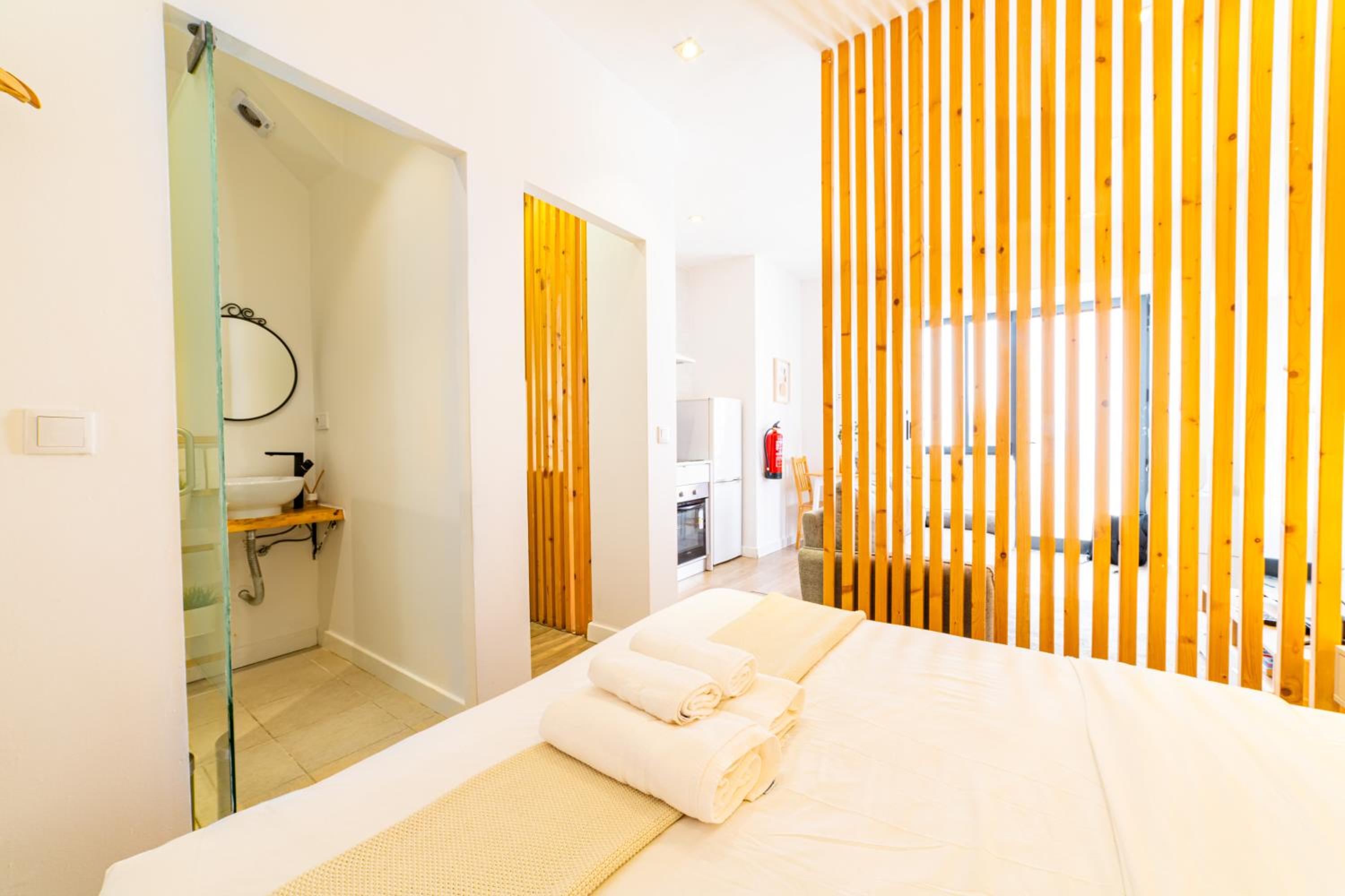 One-Bedroom Standard Apartment