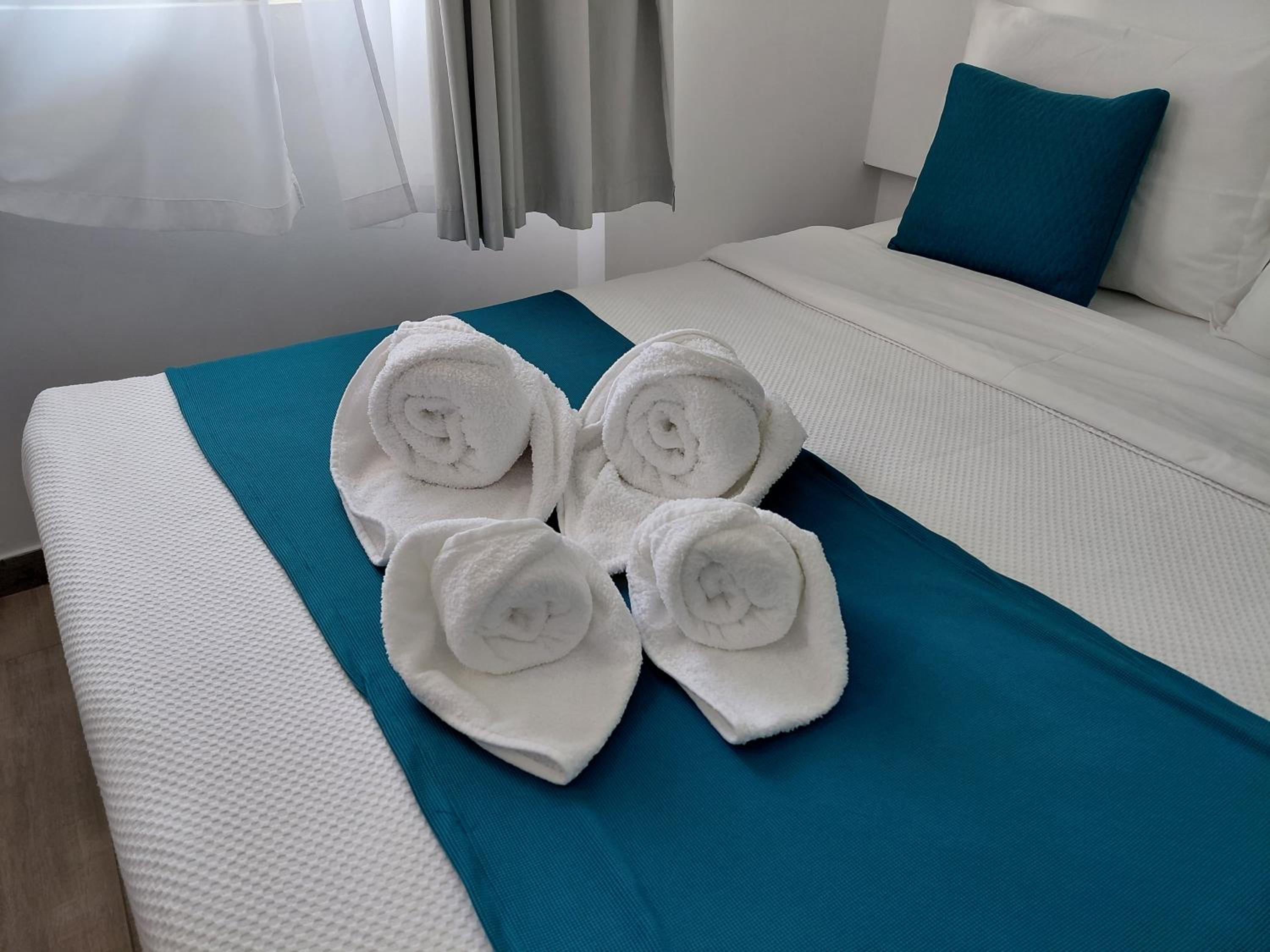 Double Room with Private Bathroom photo 2
