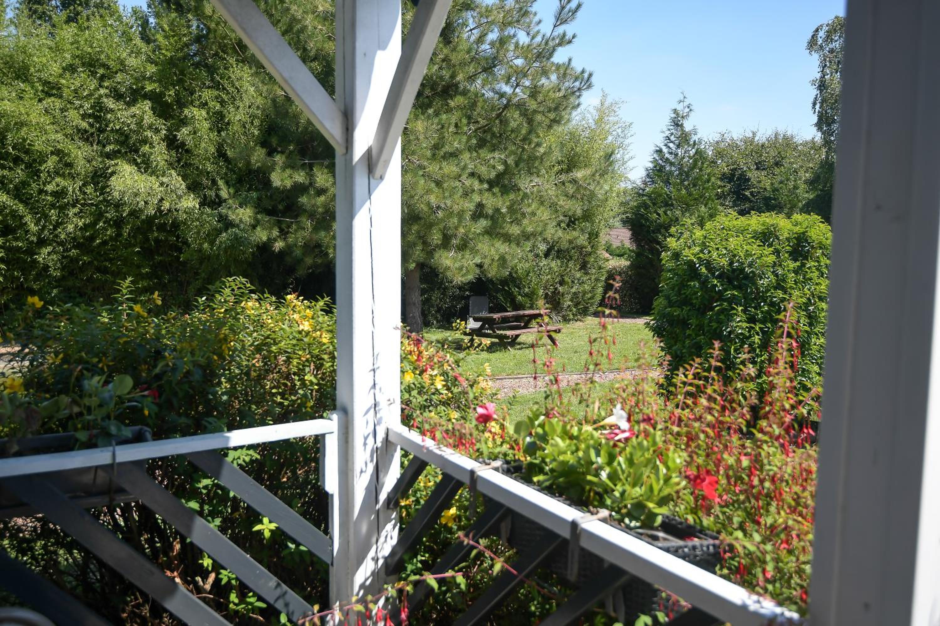 Family Room with Garden View