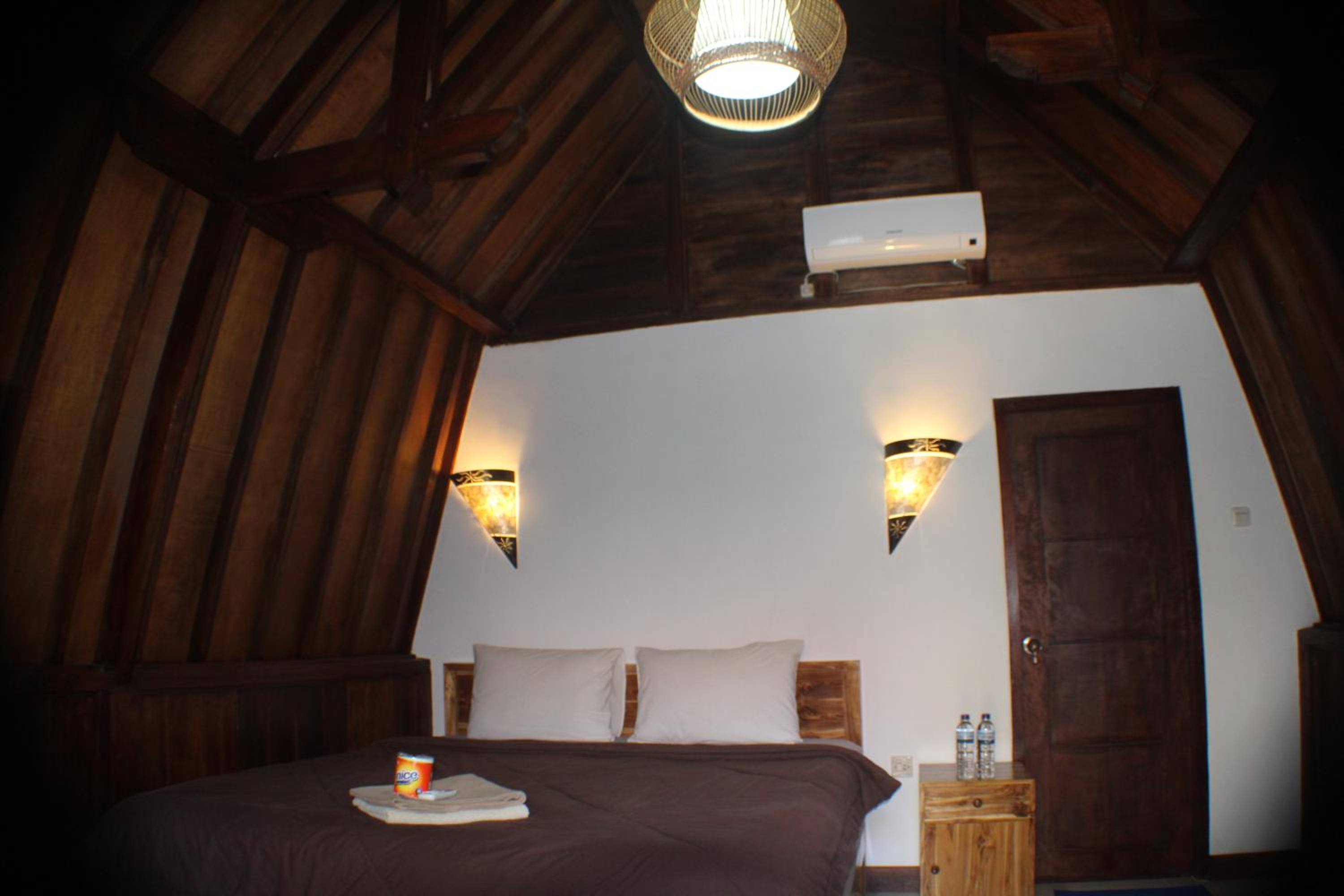 Deluxe Double Room - Photo 17