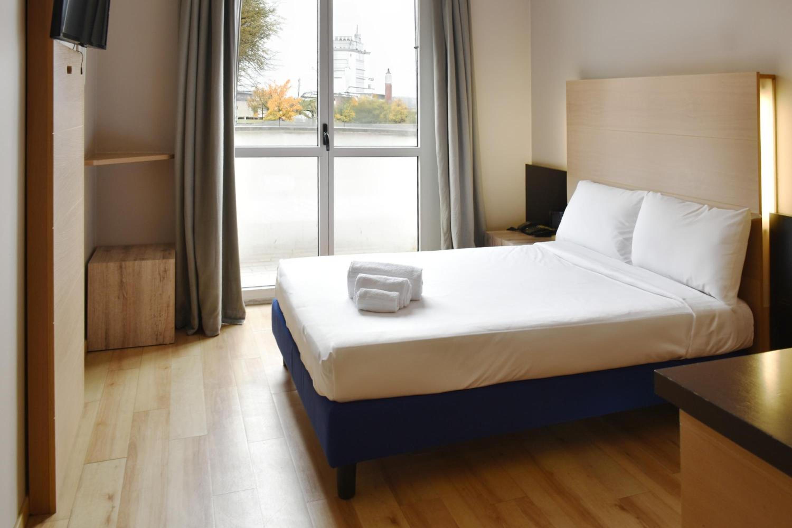 Superior Double Room - Photo 1