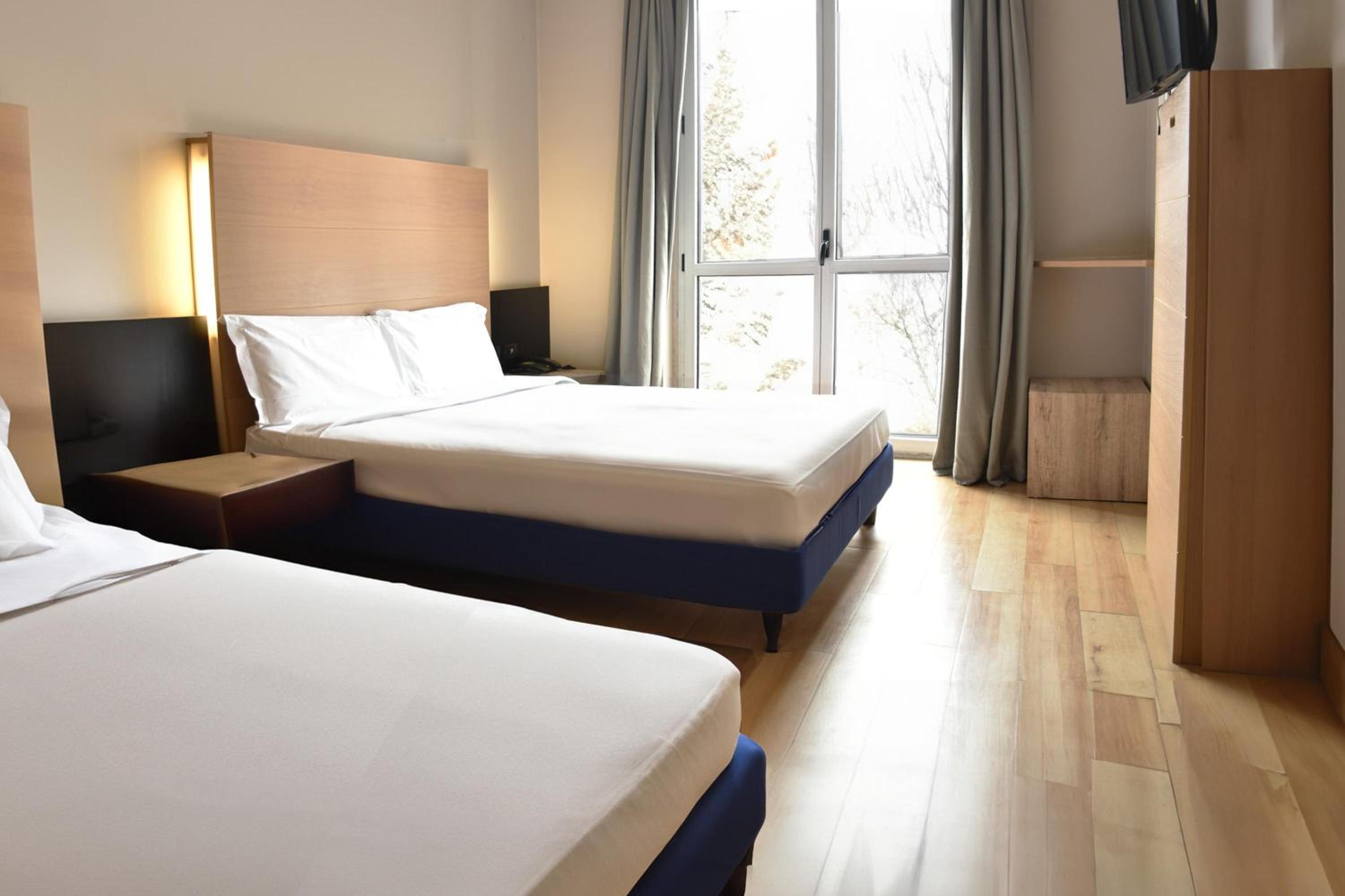 Triple Room - Photo 2