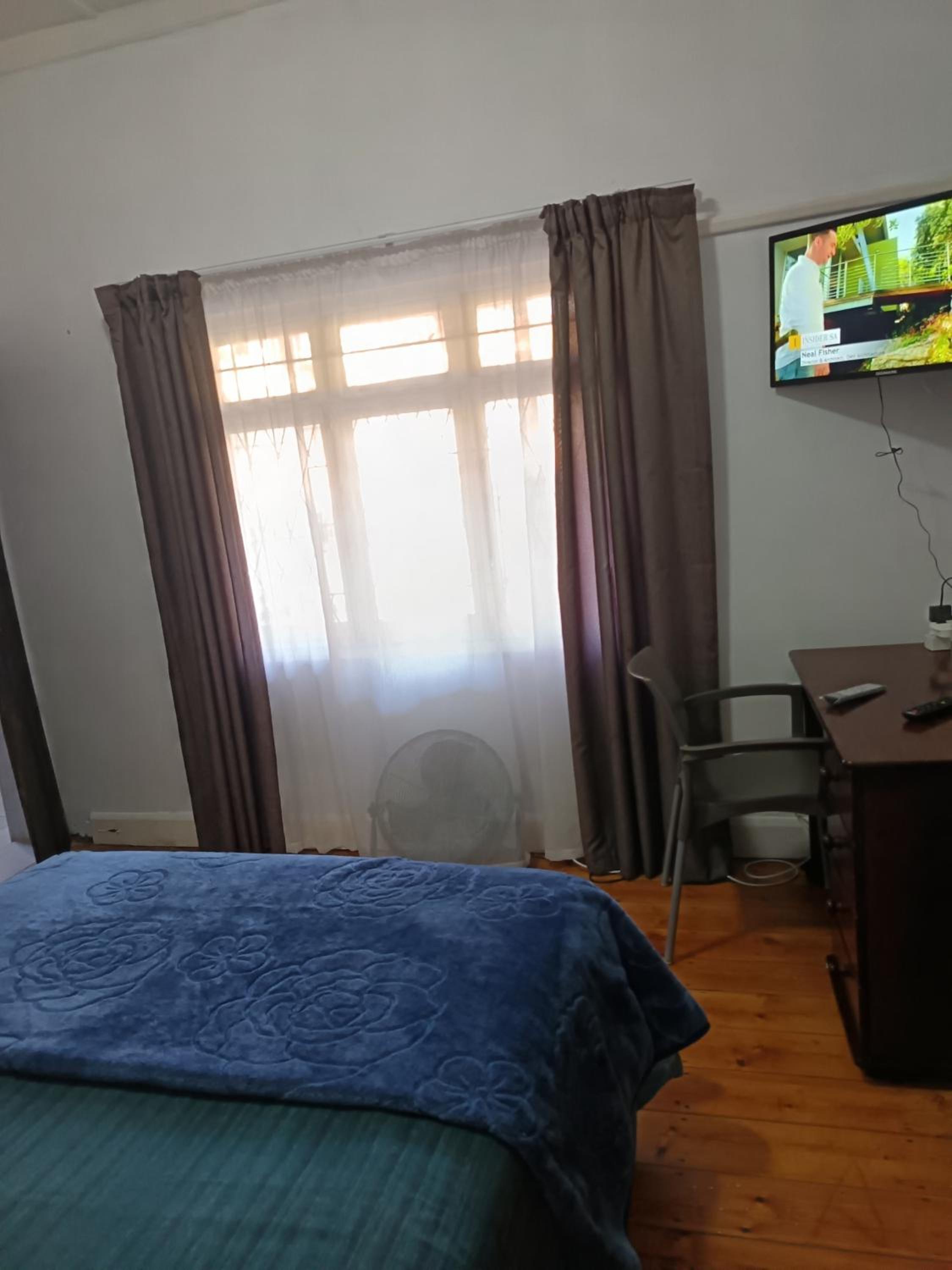 Deluxe Single Room photo 3