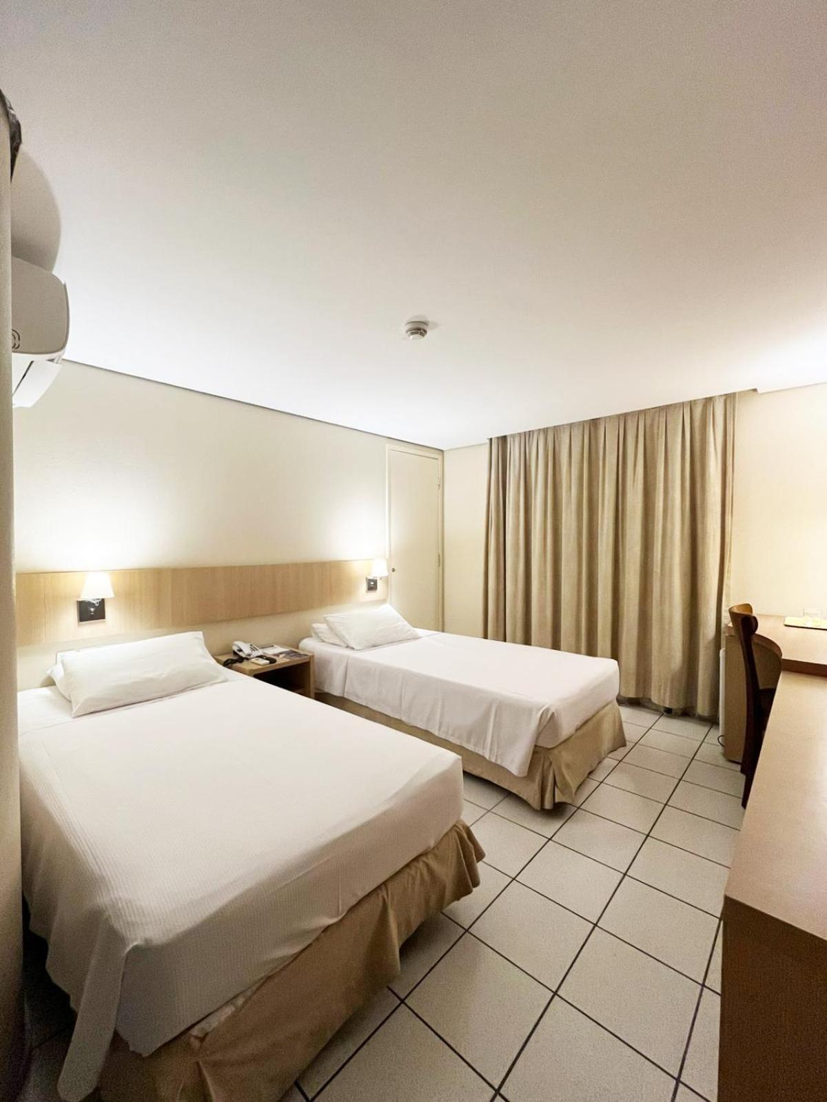 Superior Deluxe Twin Room with parcial sea view - Disability Access