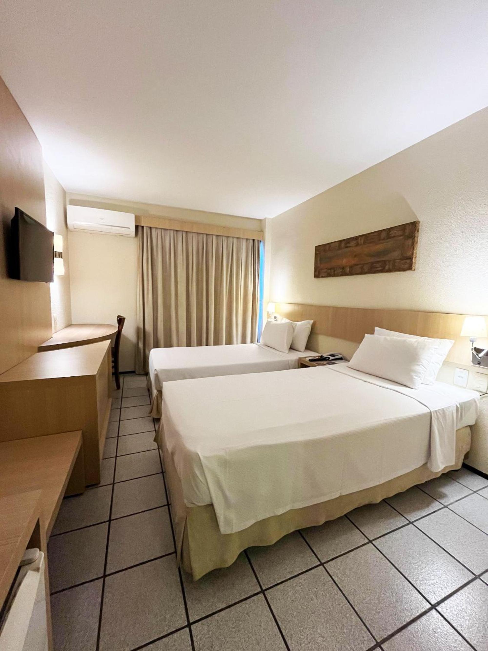 Deluxe Twin Room with parcial sea view  - Photo 1