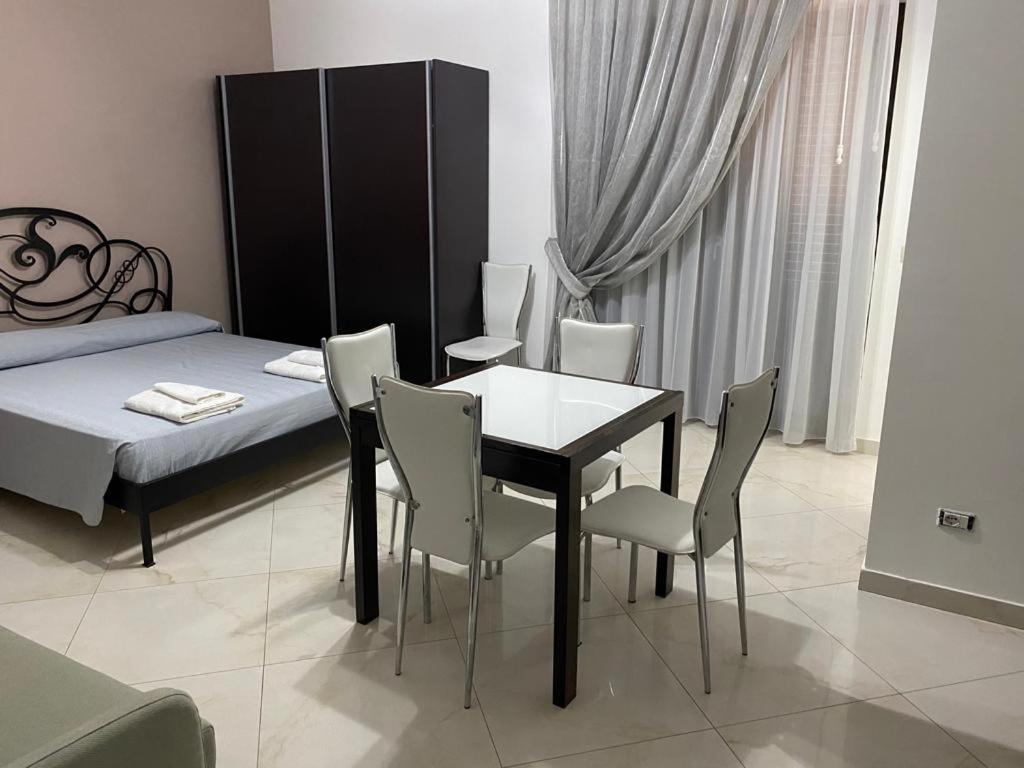 Triple Room with Private Bathroom photo 3