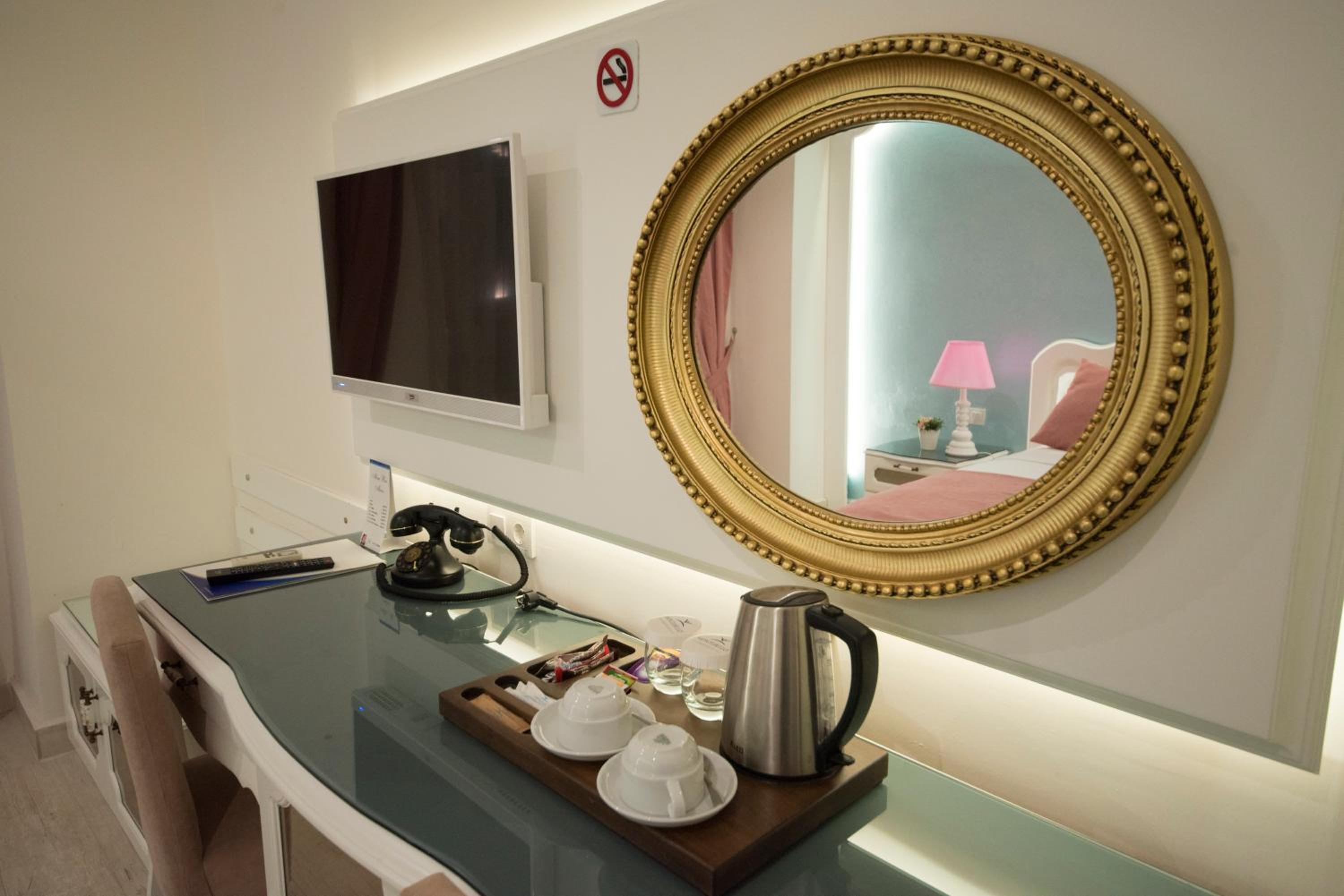 Double or Twin Room photo 3