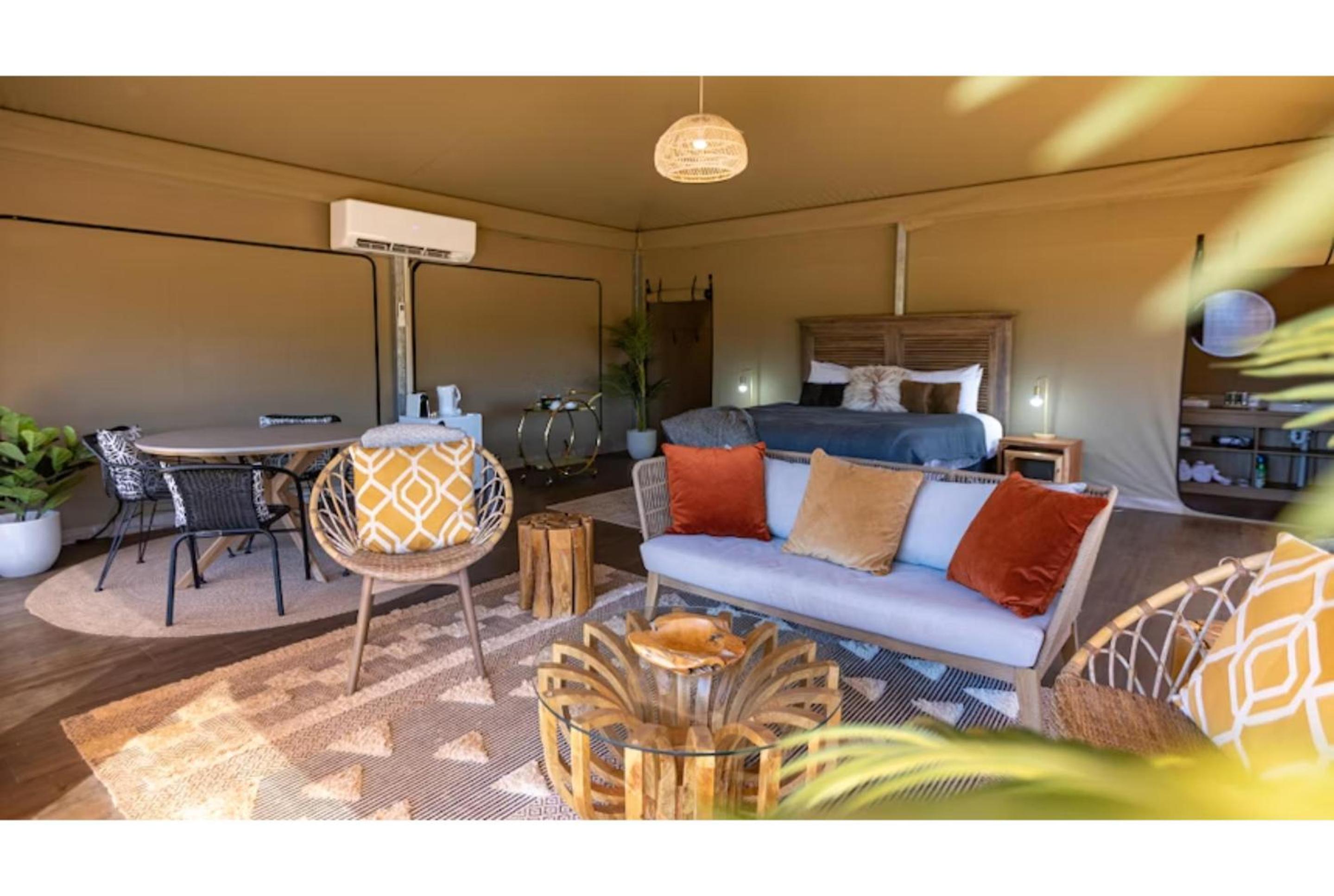 Glamping Tent - Couple - Photo 1