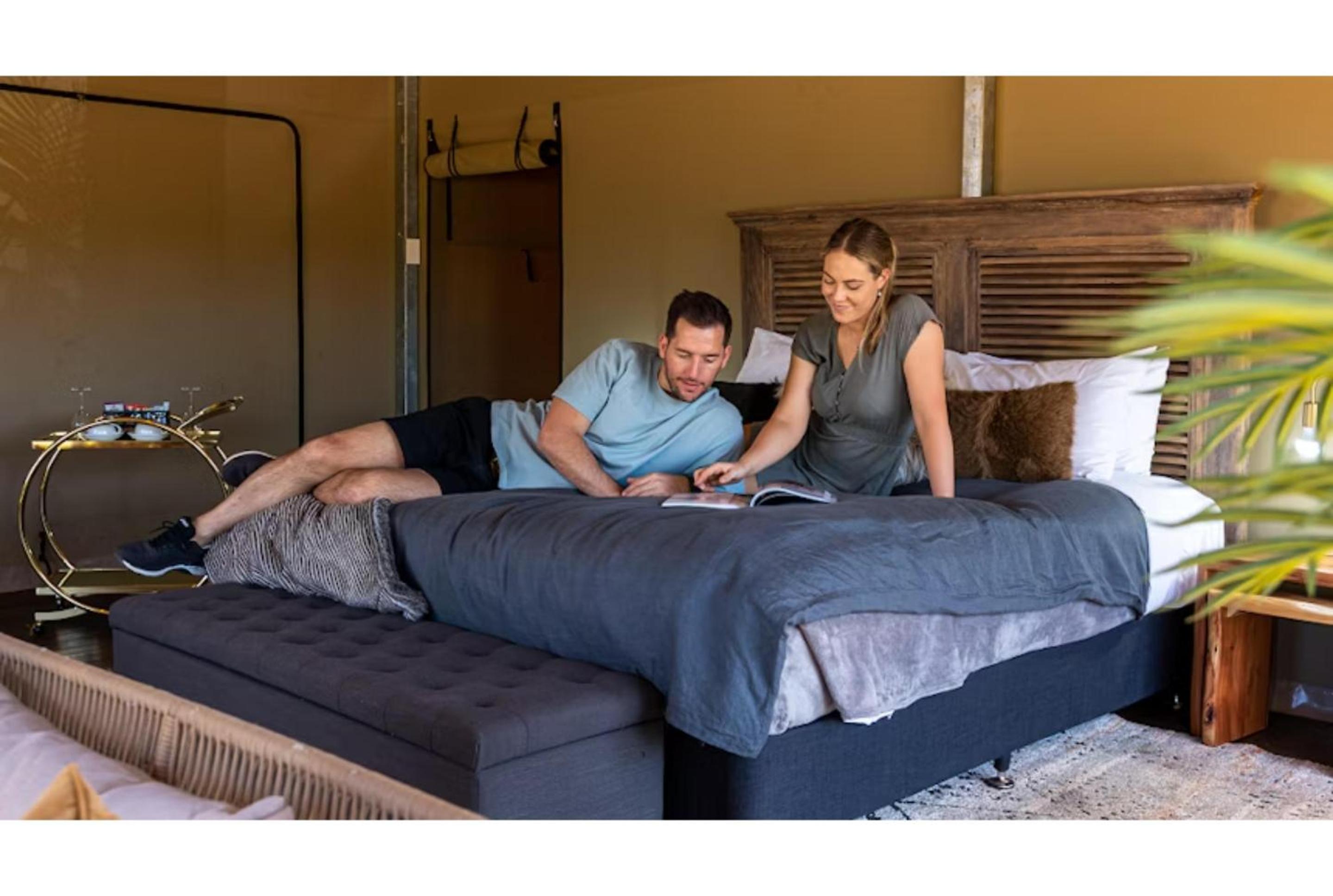 Glamping Tent - Couple - Photo 3