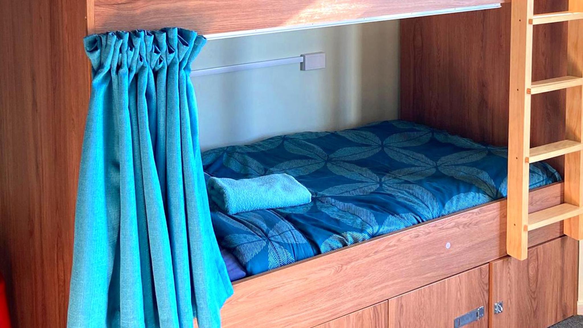 Bed in 4-Bed Female Dormitory Room photo 3