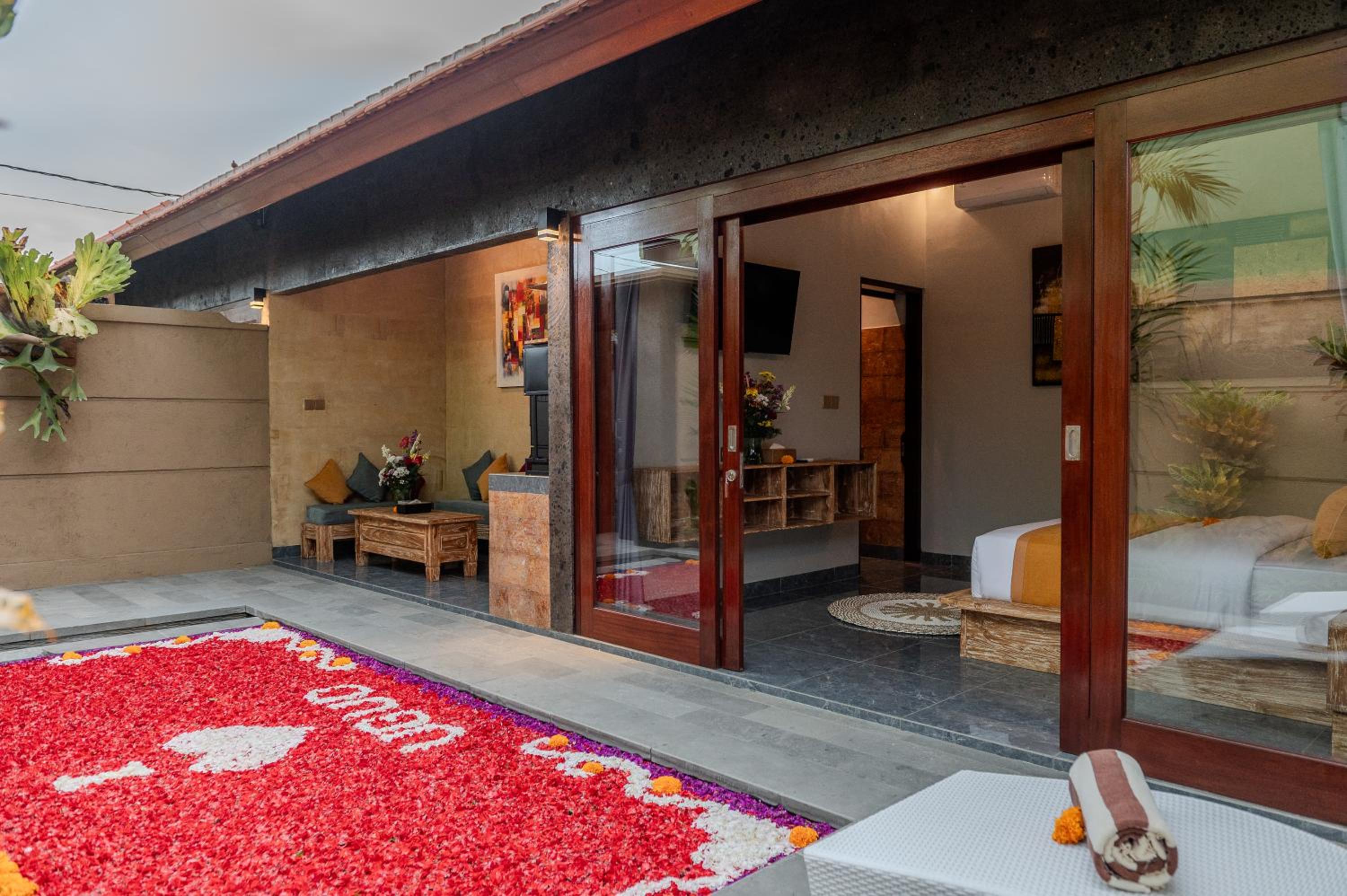 One-Bedroom Villa - Photo 21