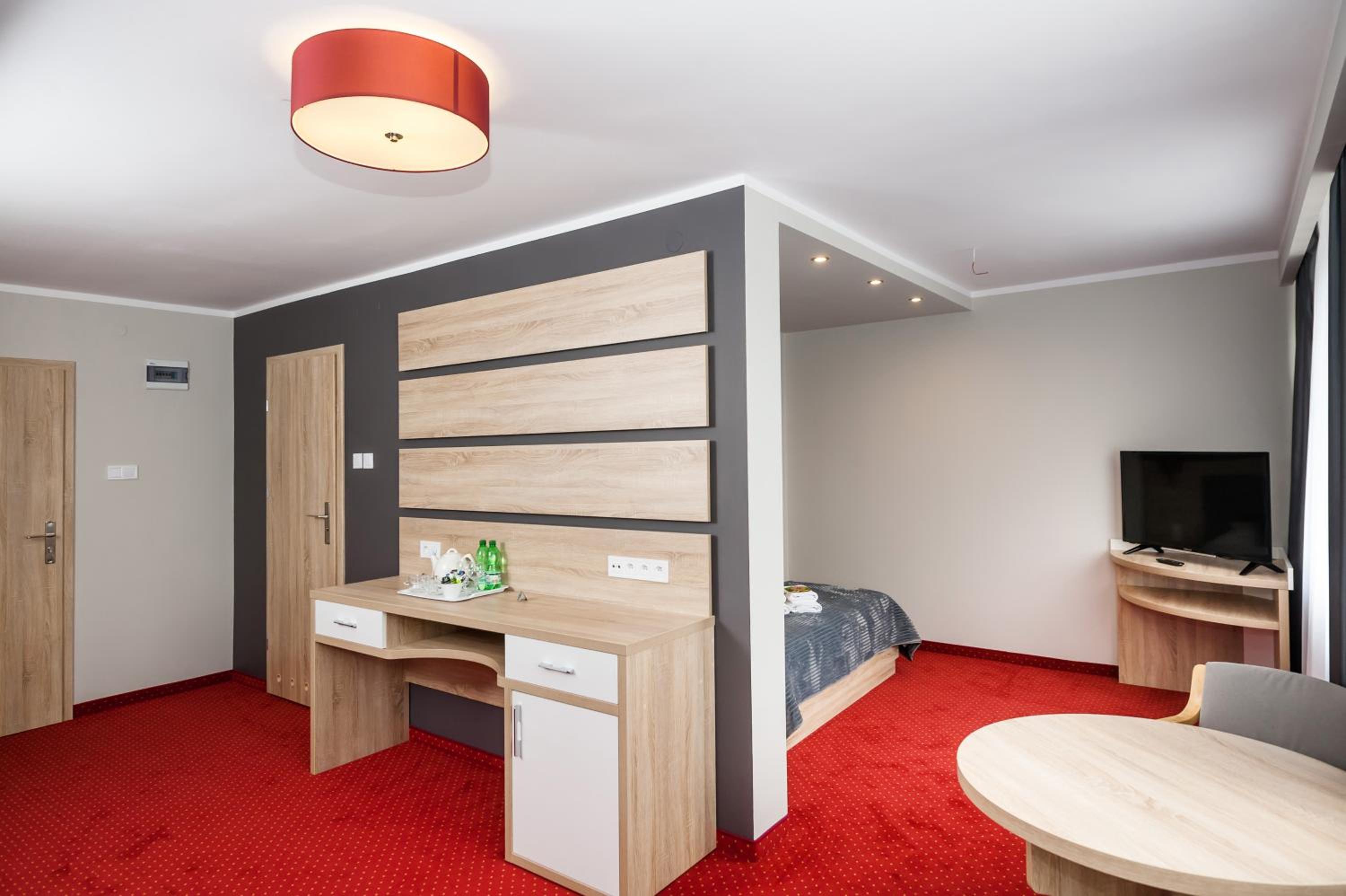 Deluxe Double Room - Photo 18
