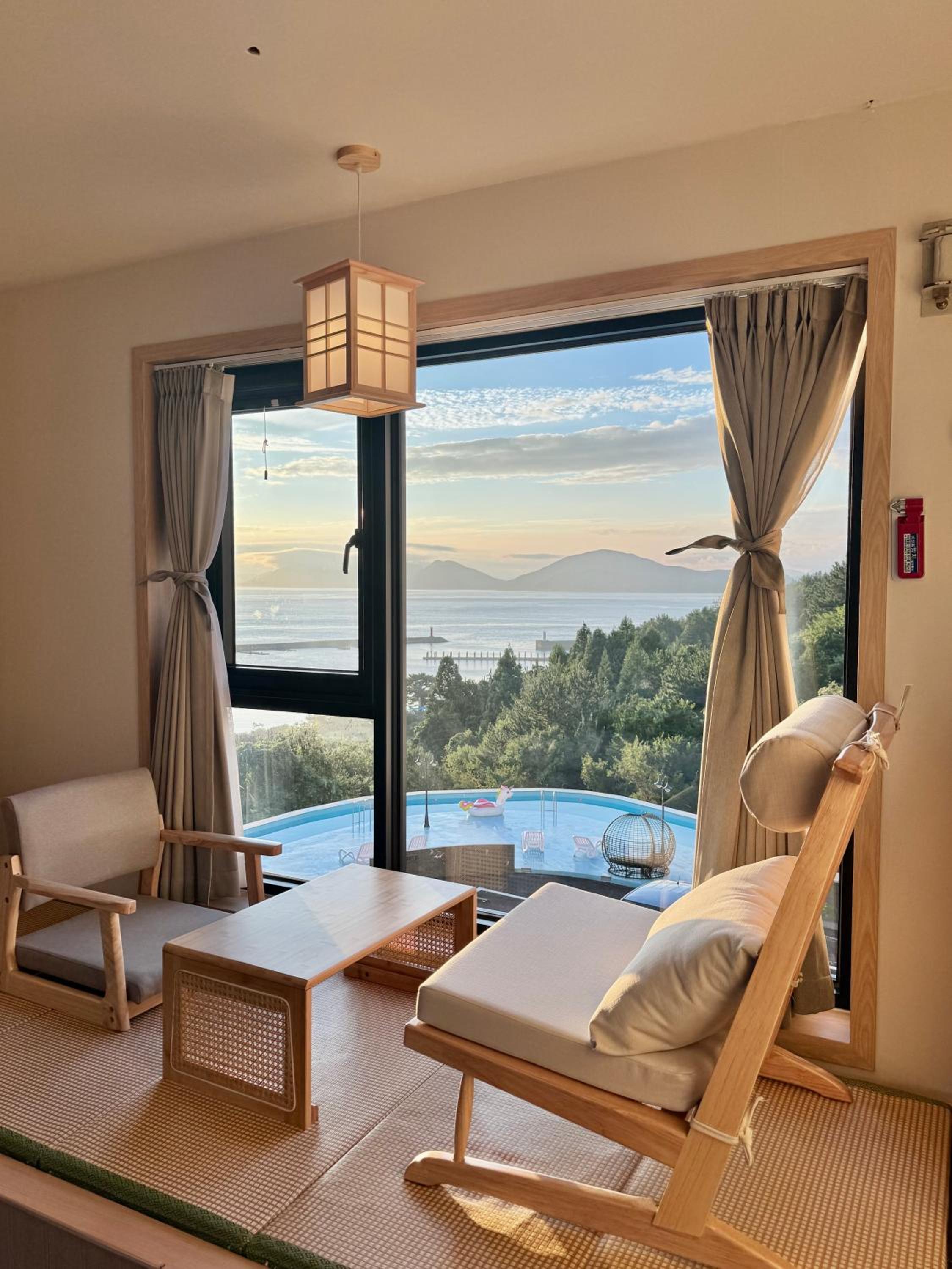 Tatami Twin Room with Ocean View