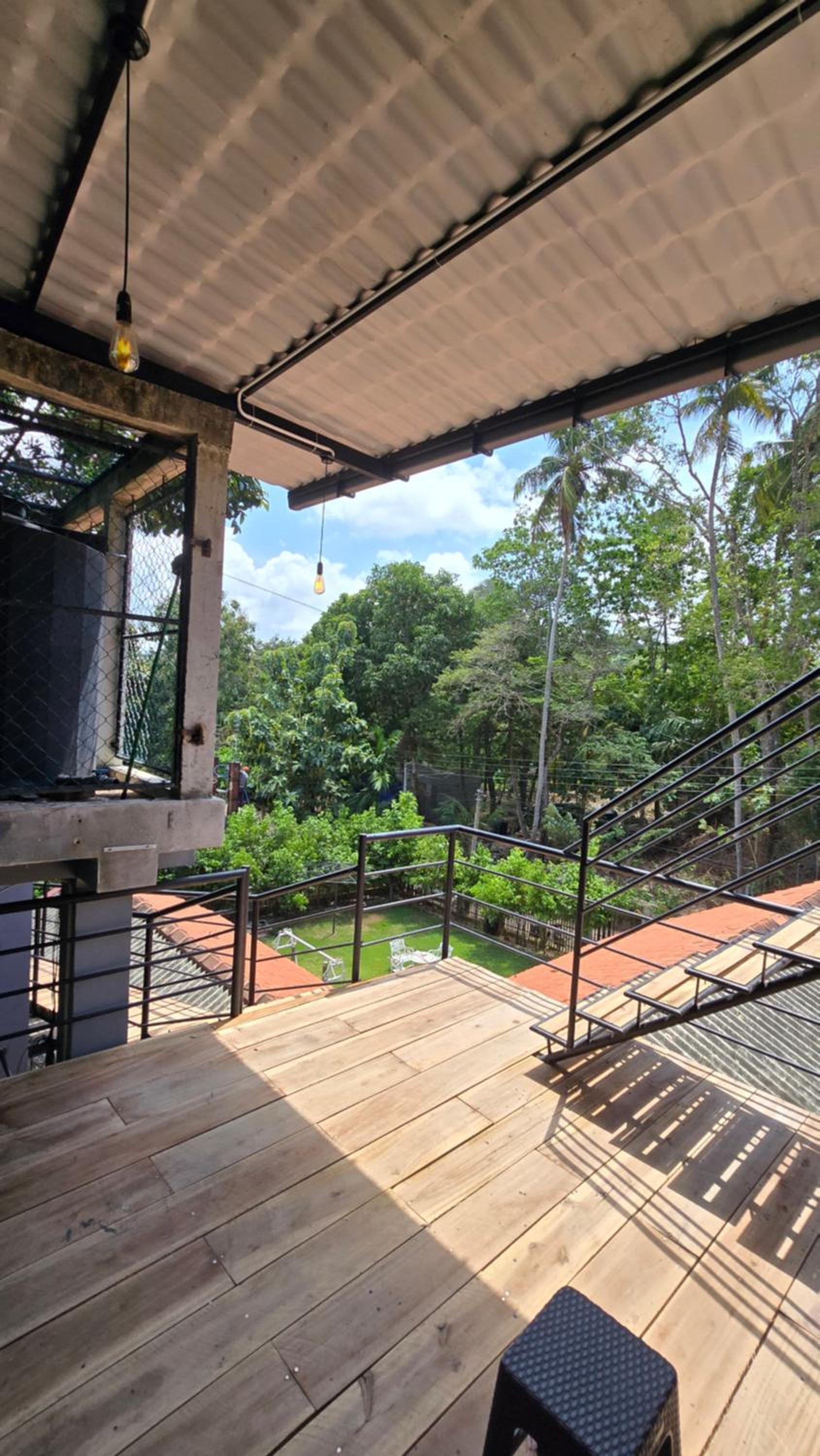 Deluxe Double Room with Balcony photo 3