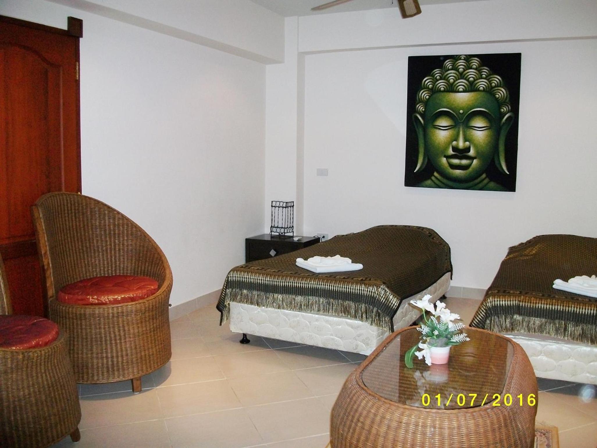 Family Suite - Two Bedrooms - Photo 15