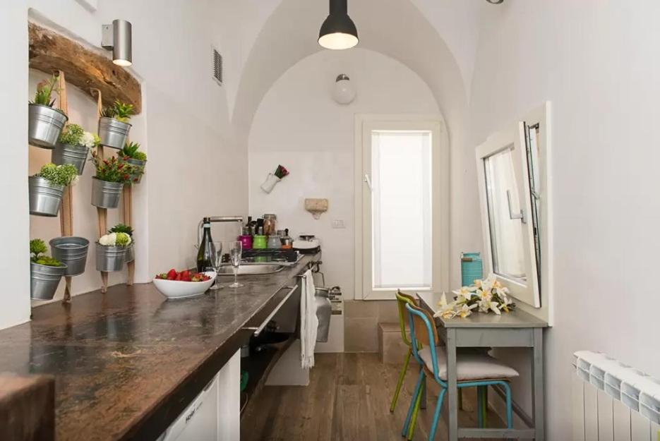 One-Bedroom Apartment - Split Level - Photo 31
