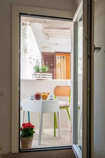 One-Bedroom Apartment - Split Level - Photo 49