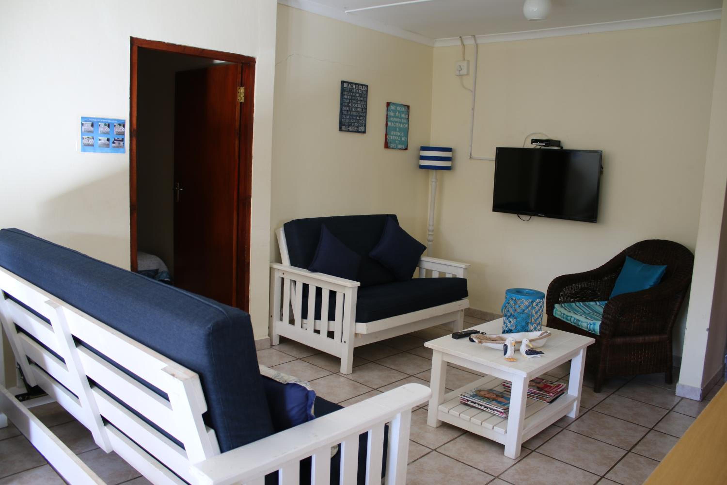 Three-Bedroom Apartment (8 Adults) photo 2
