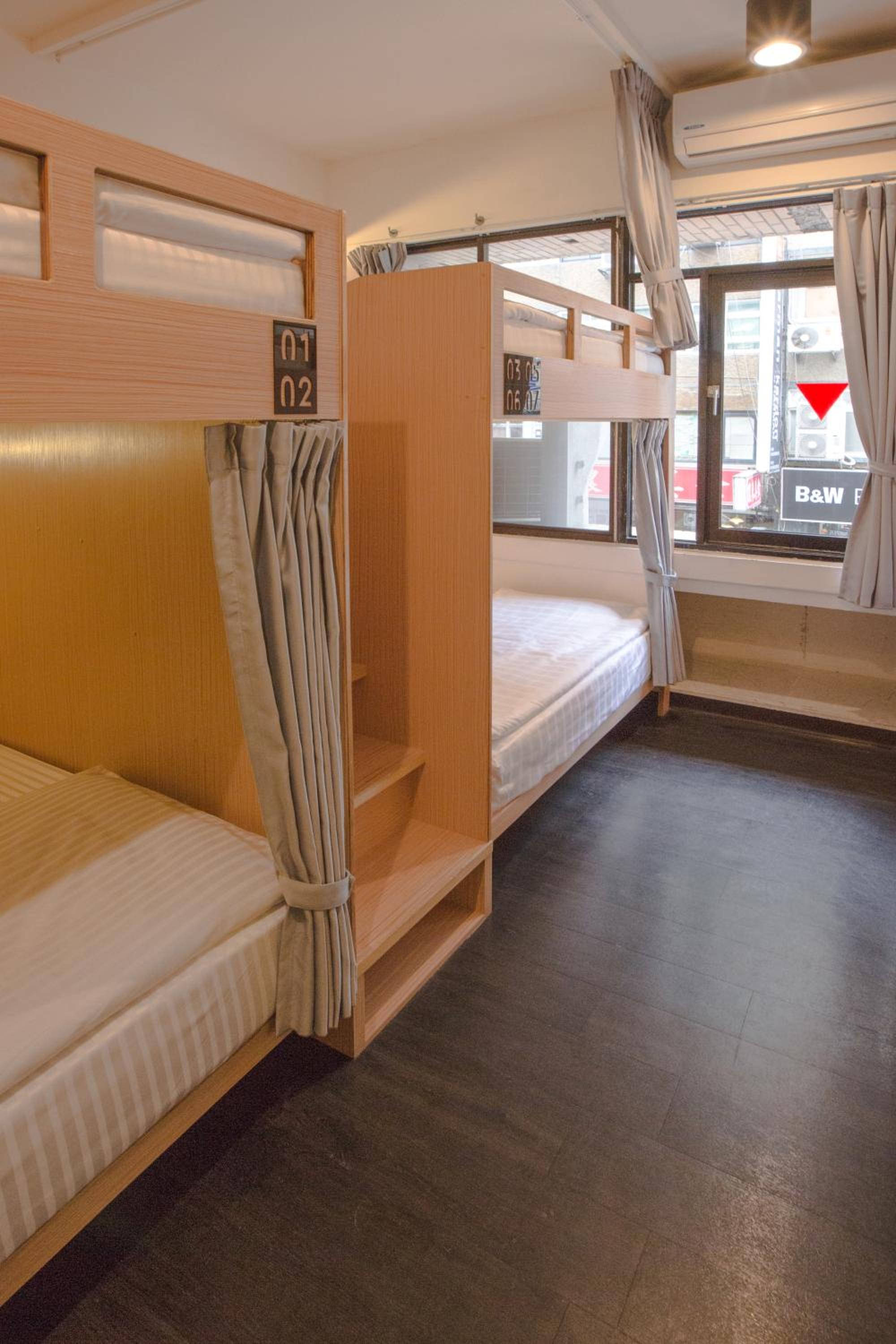 Superior Double Bed-Mixed Dorm photo 1