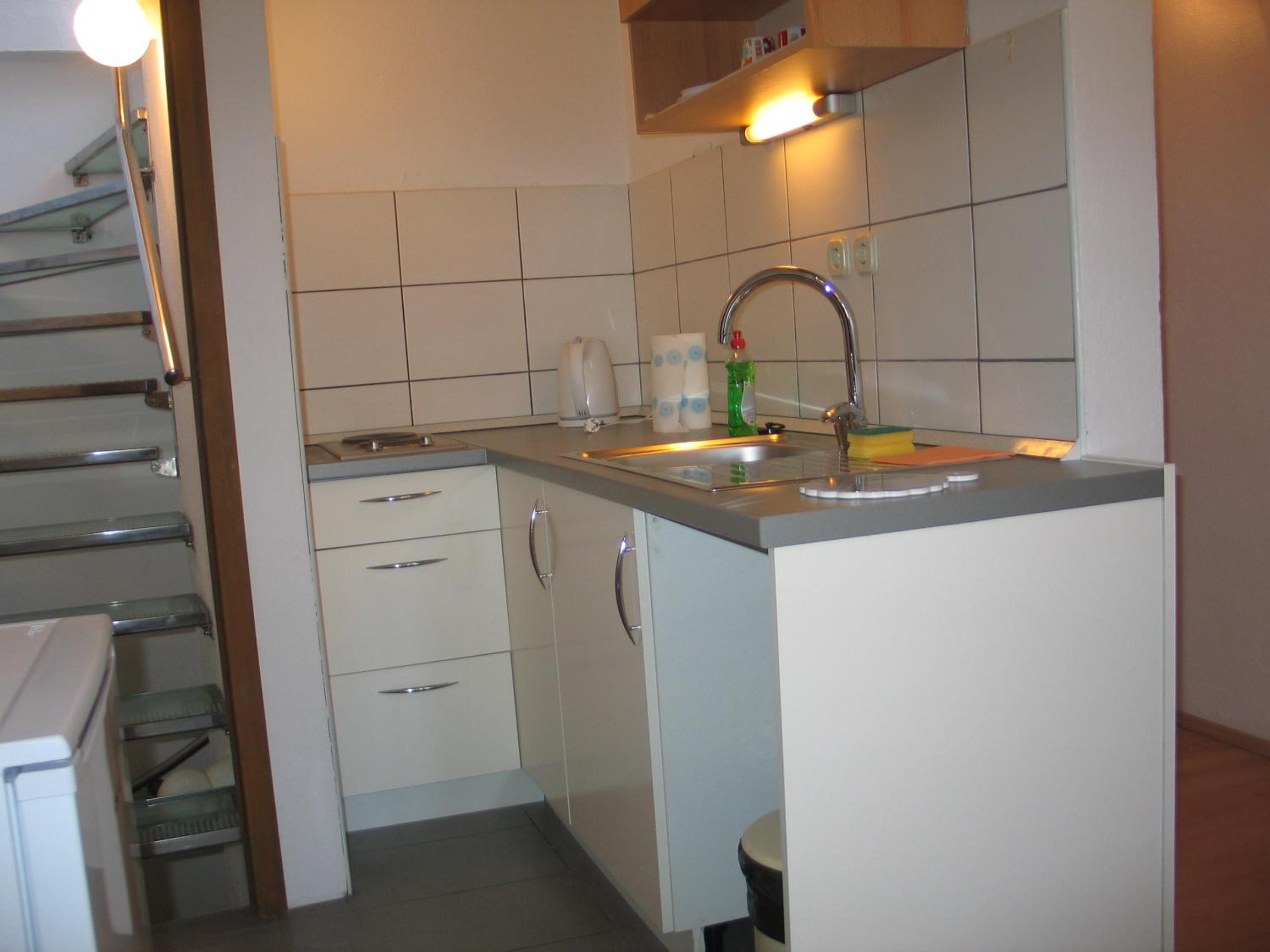 Studio with Balcony - Photo 29
