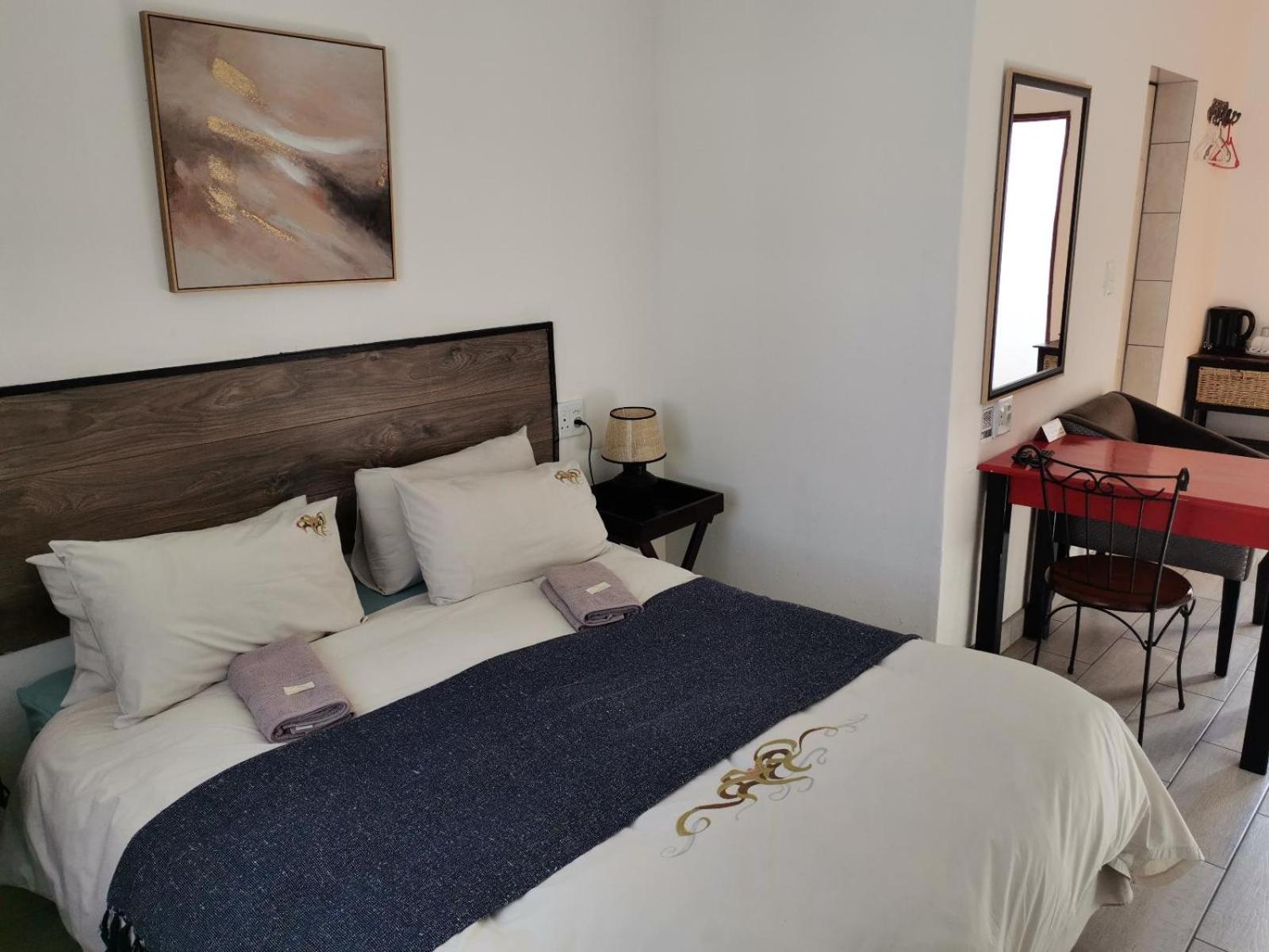 Standard Queen Room - Photo 1