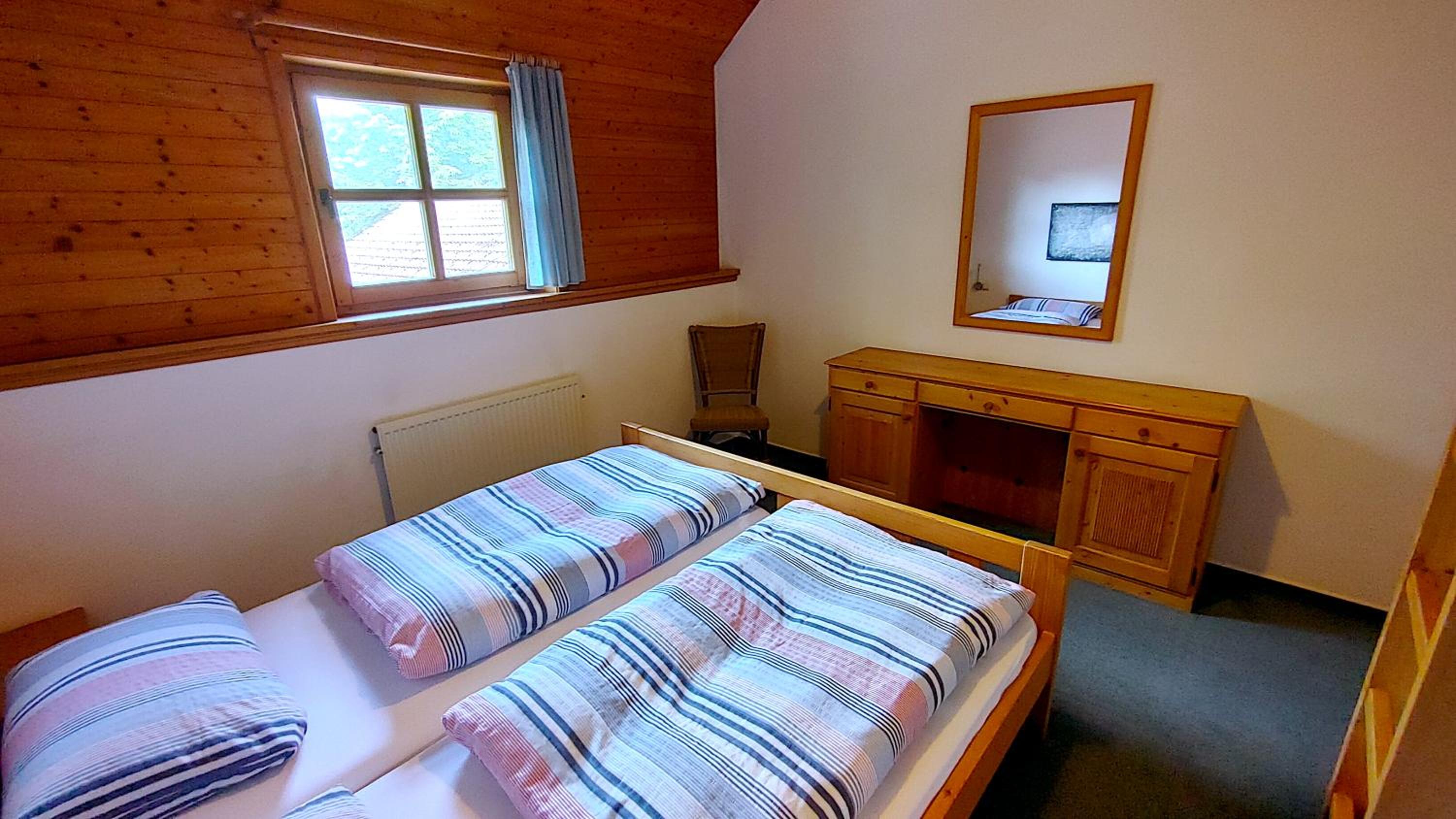 Two-Bedroom Apartment with Balcony photo 3