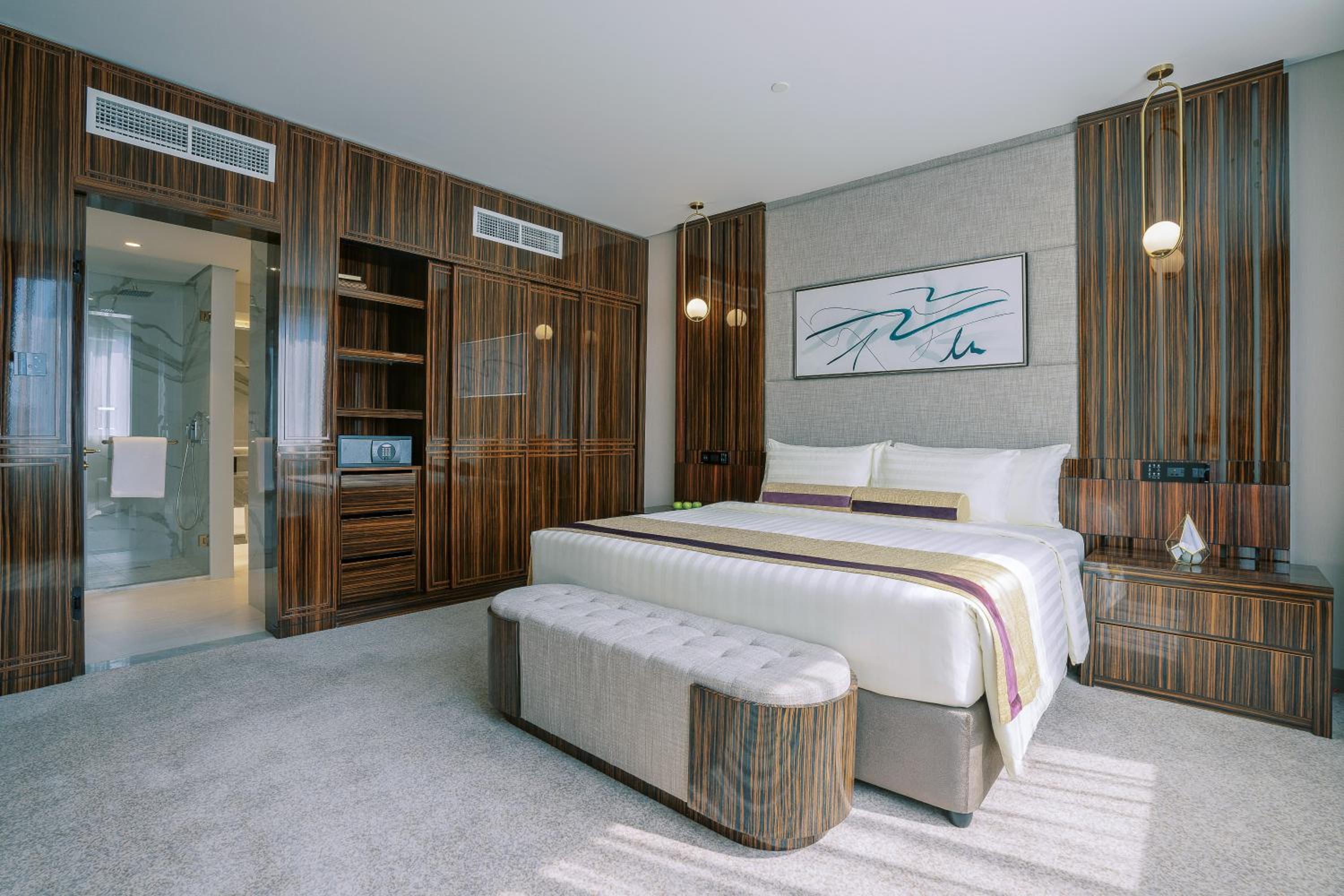 Two Bedroom Royal Suite w/ Kitchenette - 15% off on F&B shuttle to Deira City Center, Al Ghurair Mall & La Mer Beach Two Bedroom Royal Suite w/ Kitchenette - 15% off on F&B shuttle to Deira City Center, Al Ghurair Mall & La Mer Beach