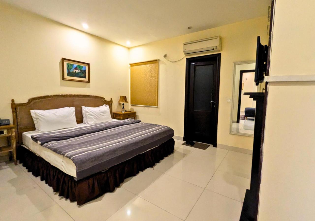 Deluxe Double Room photo 3