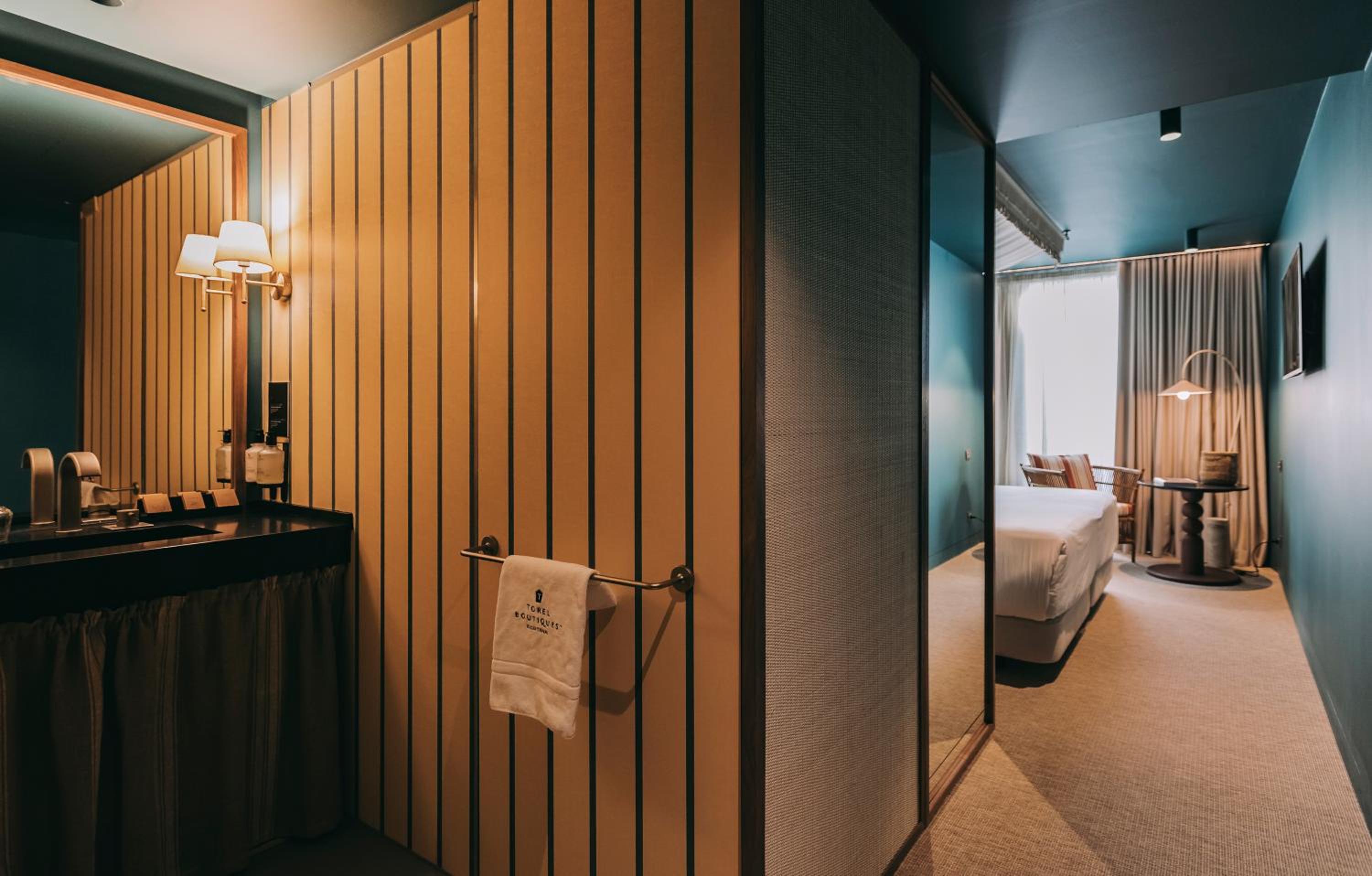 Executive Room - Photo 2