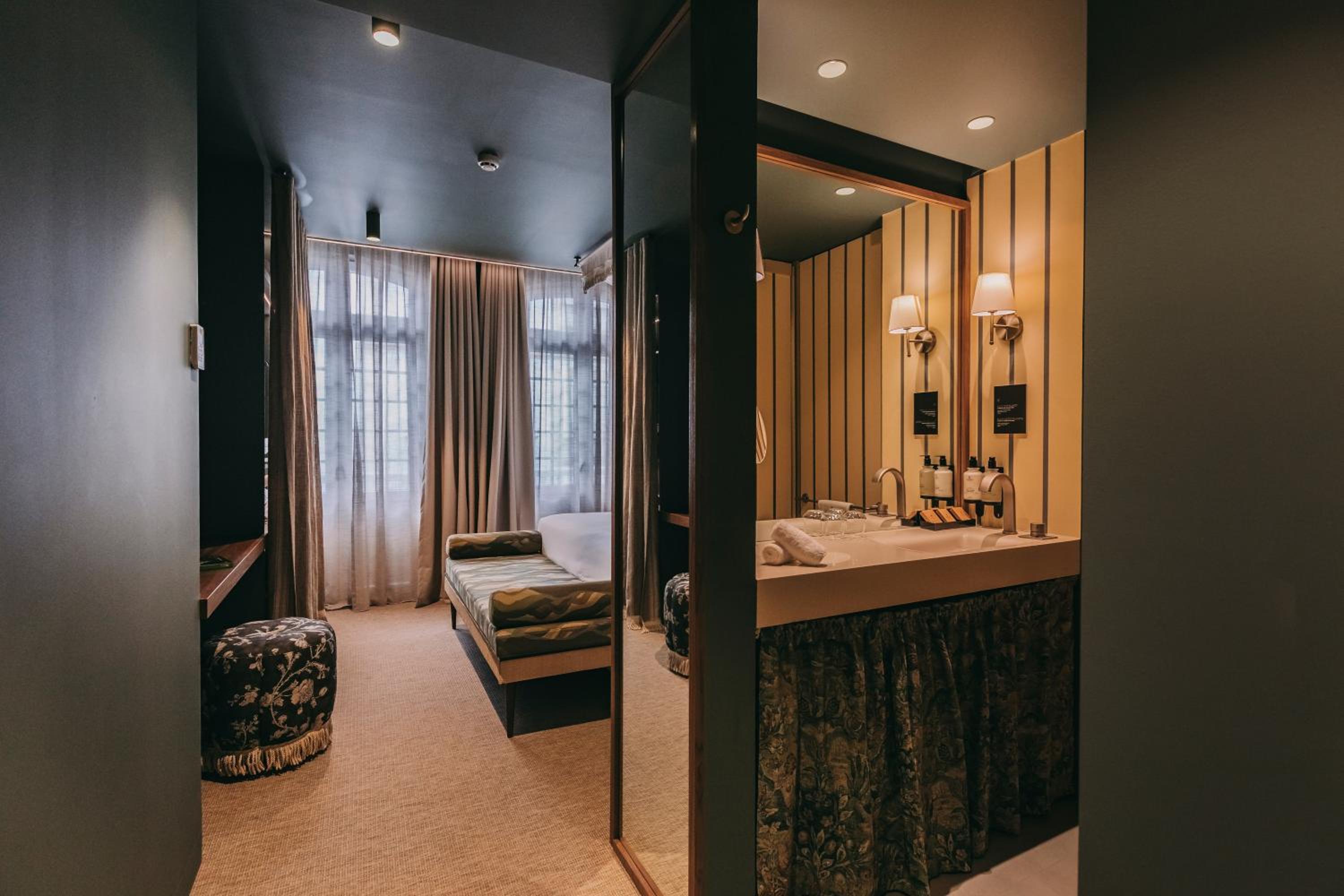 Executive Superior - Photo 1