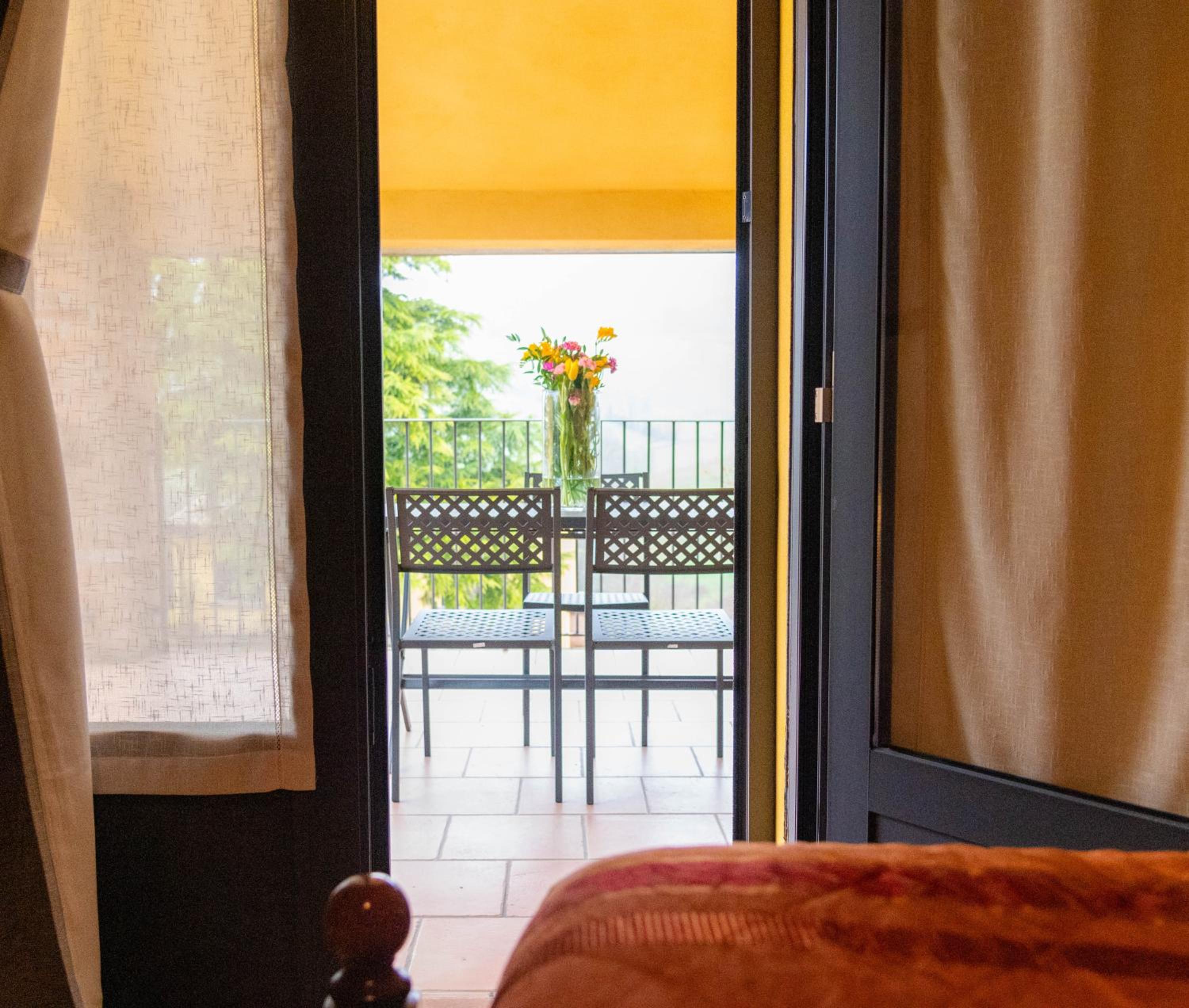 Double Room with Private Bathroom photo 1