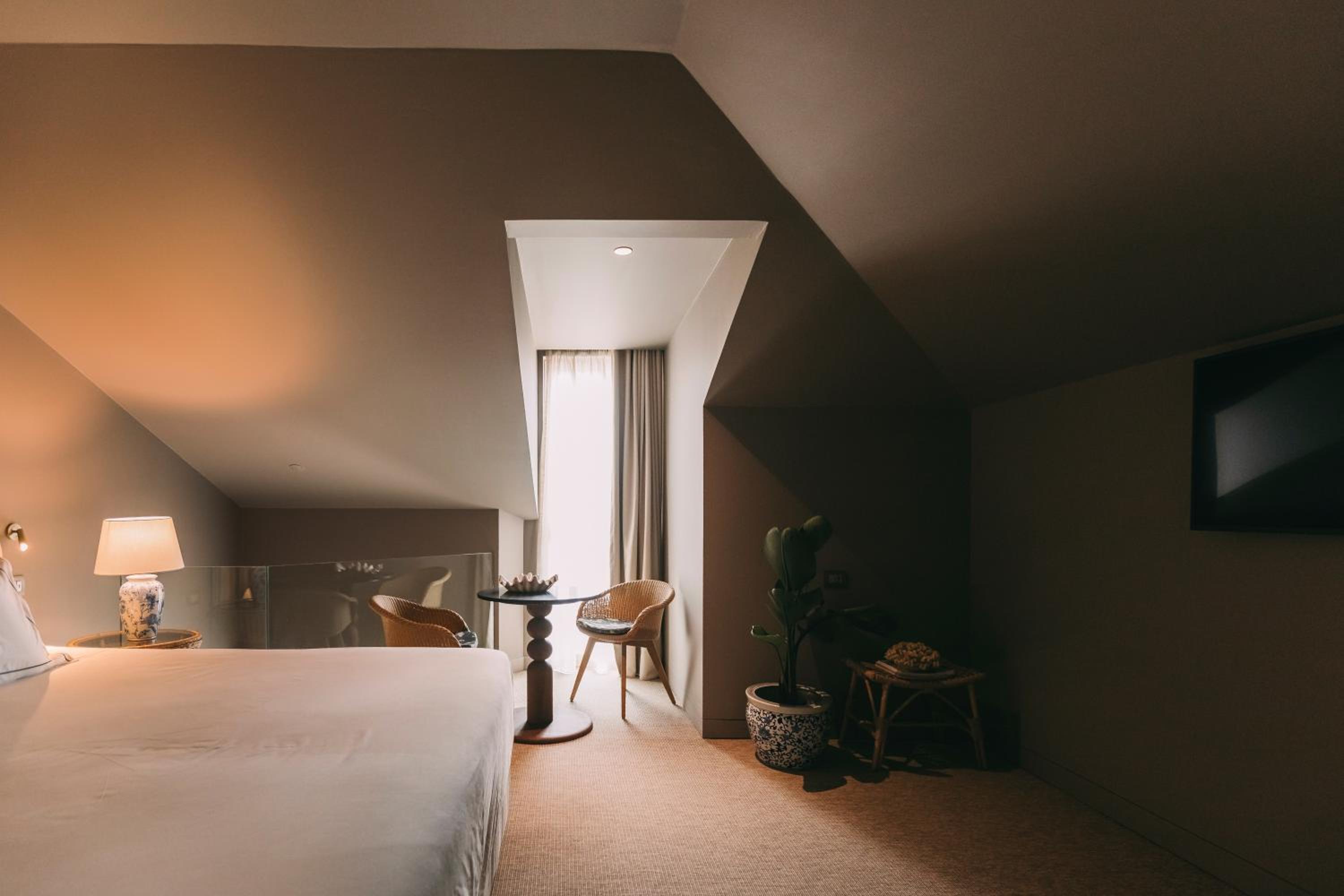 Duplex Suite - Photo 1