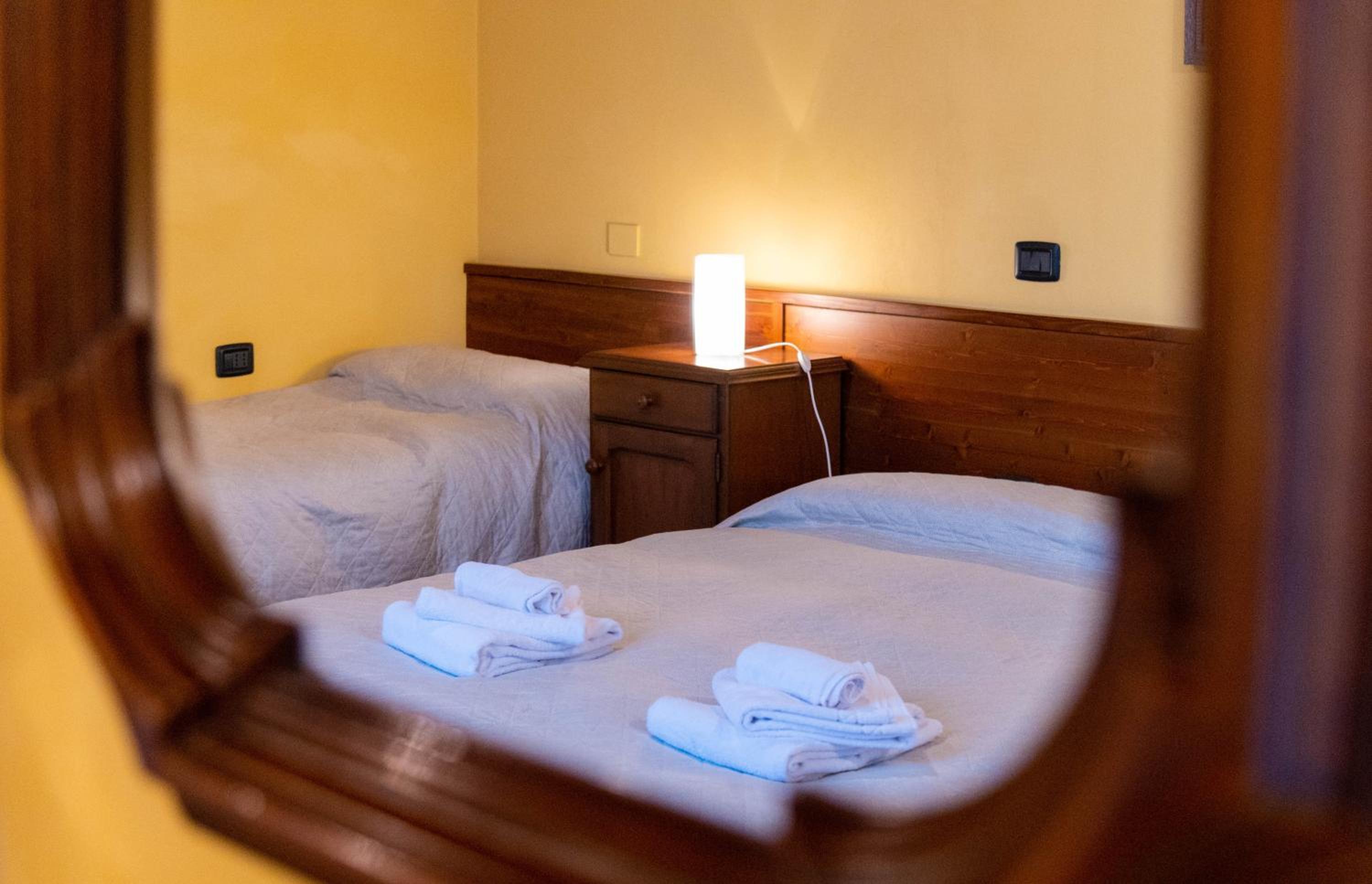 Triple Room With Private Bathroom photo 3