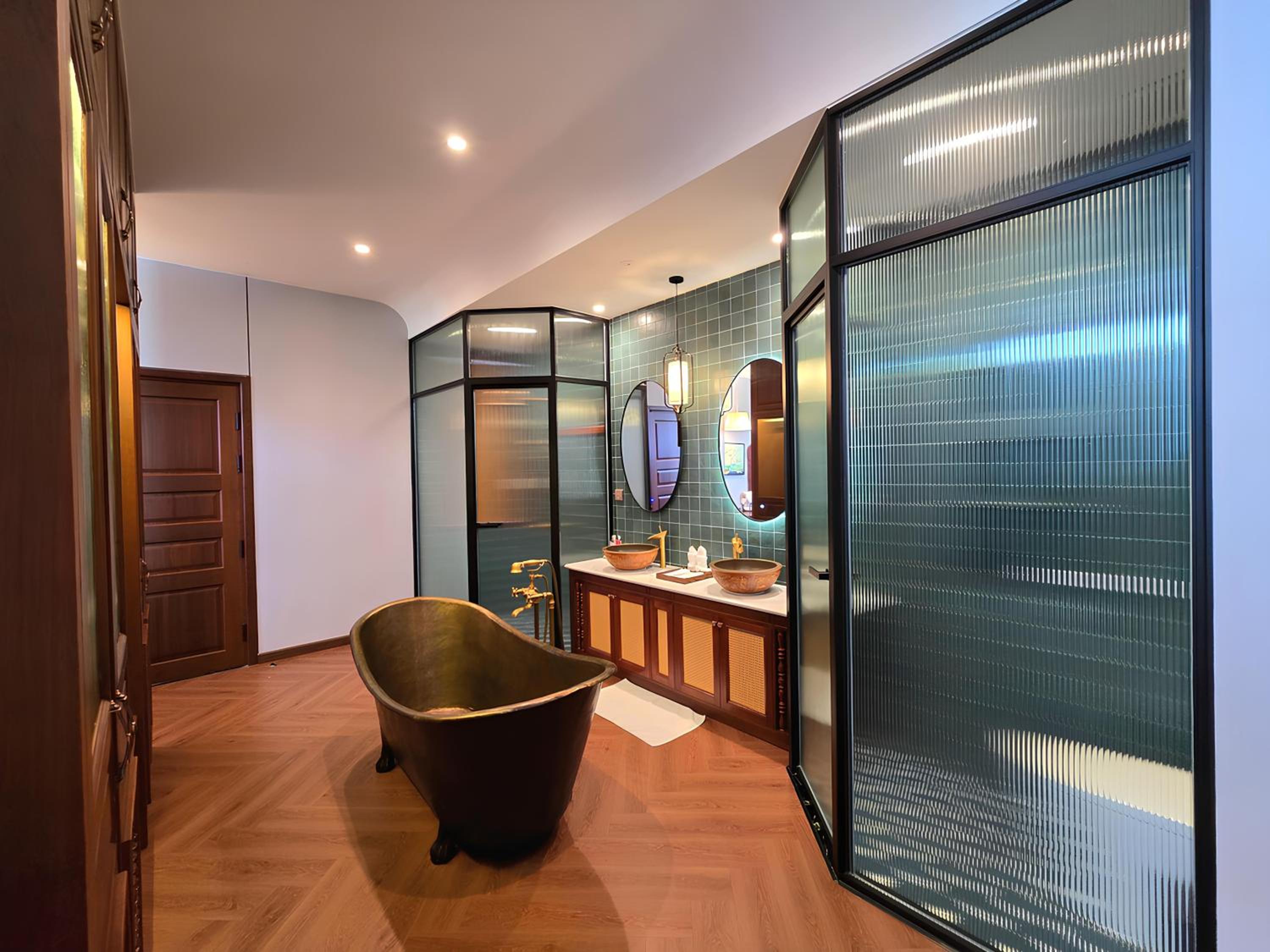 Deluxe Double Room with Bath