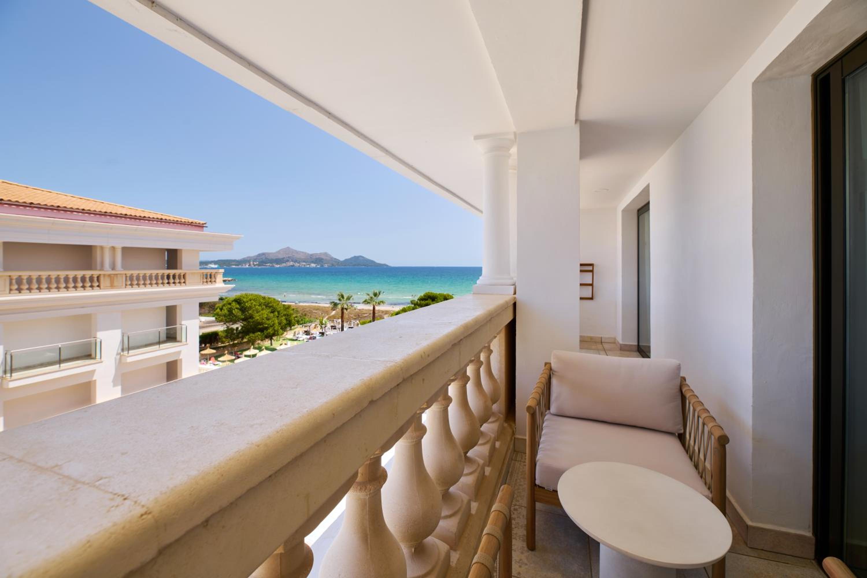 1 Bedroom Suite Partial Sea View - Photo 7