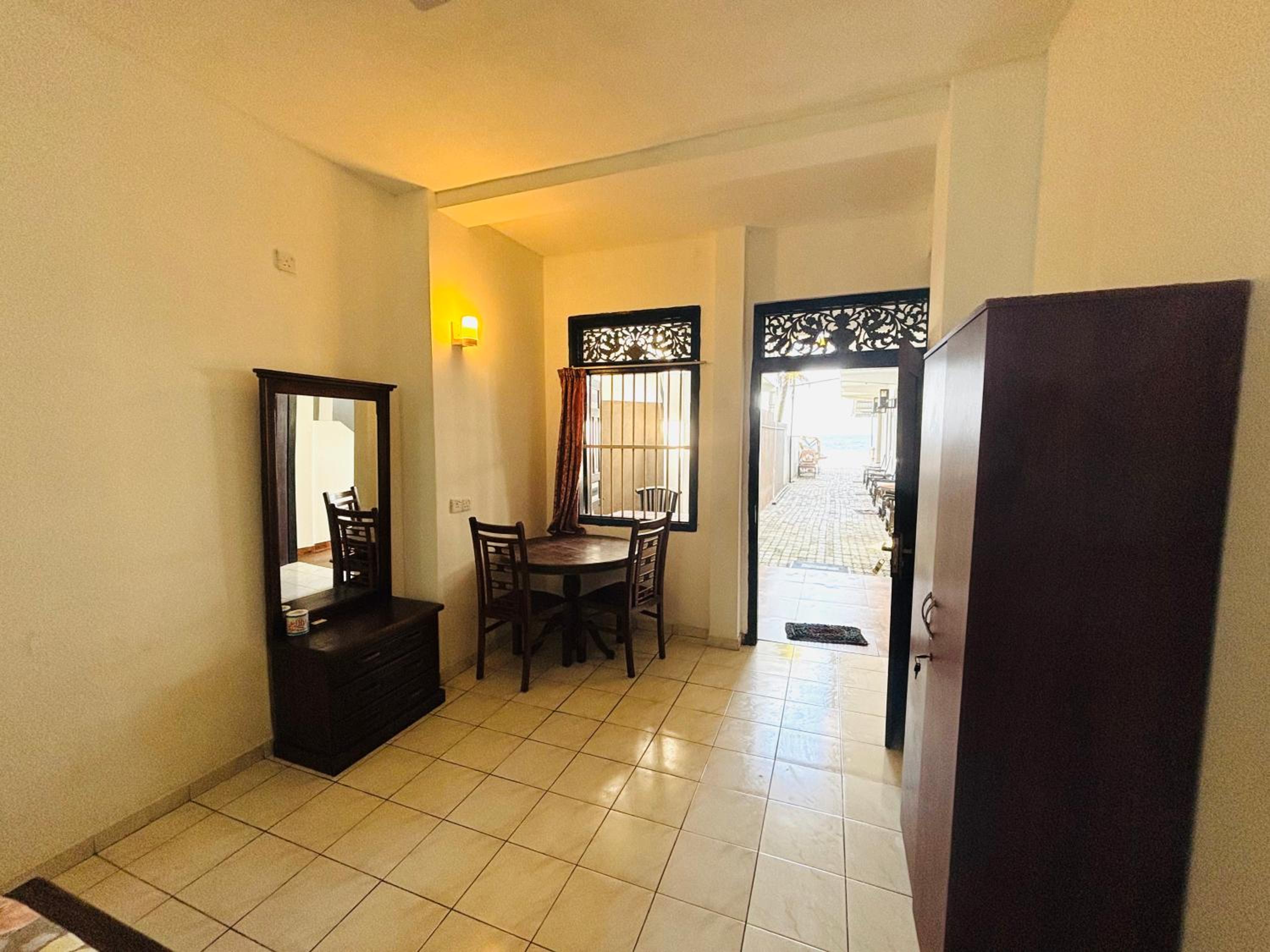 Double Room with Sea View - Photo 4