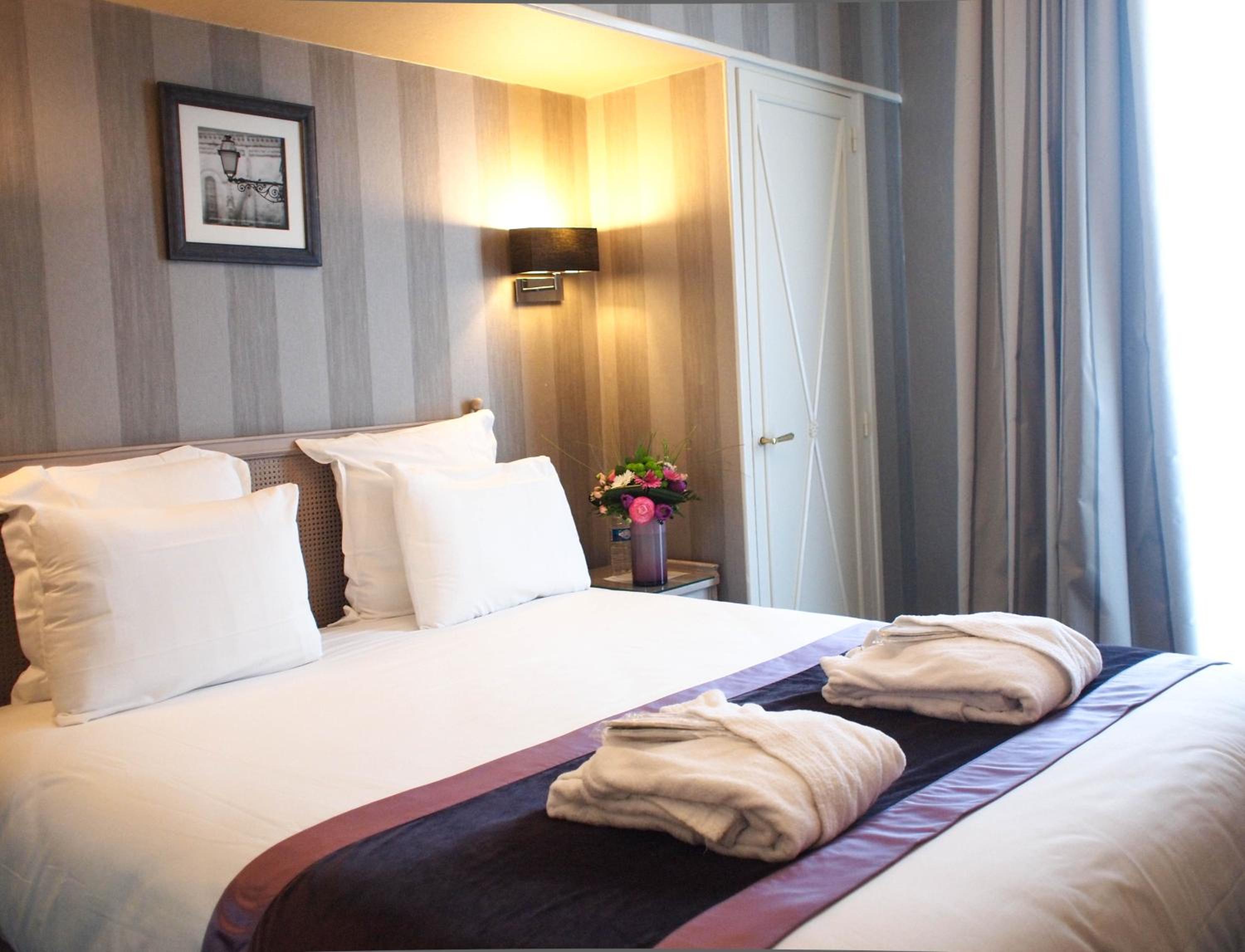 Prestige Double Room - Photo 13
