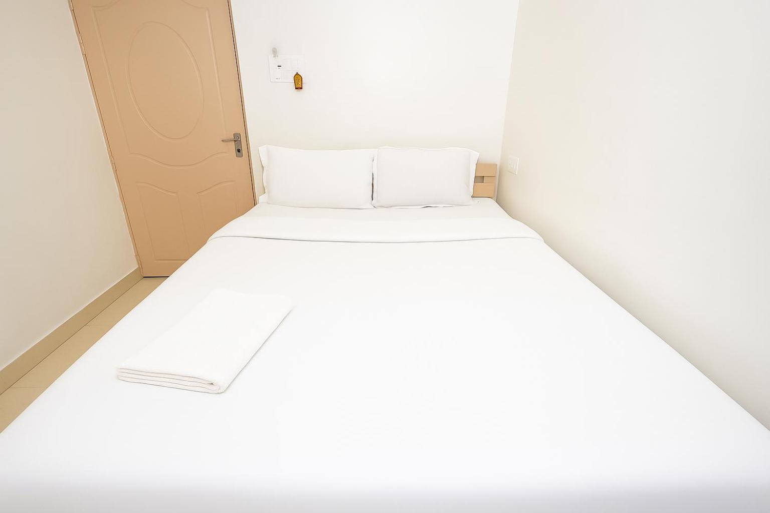 Small Double Room - Photo 2