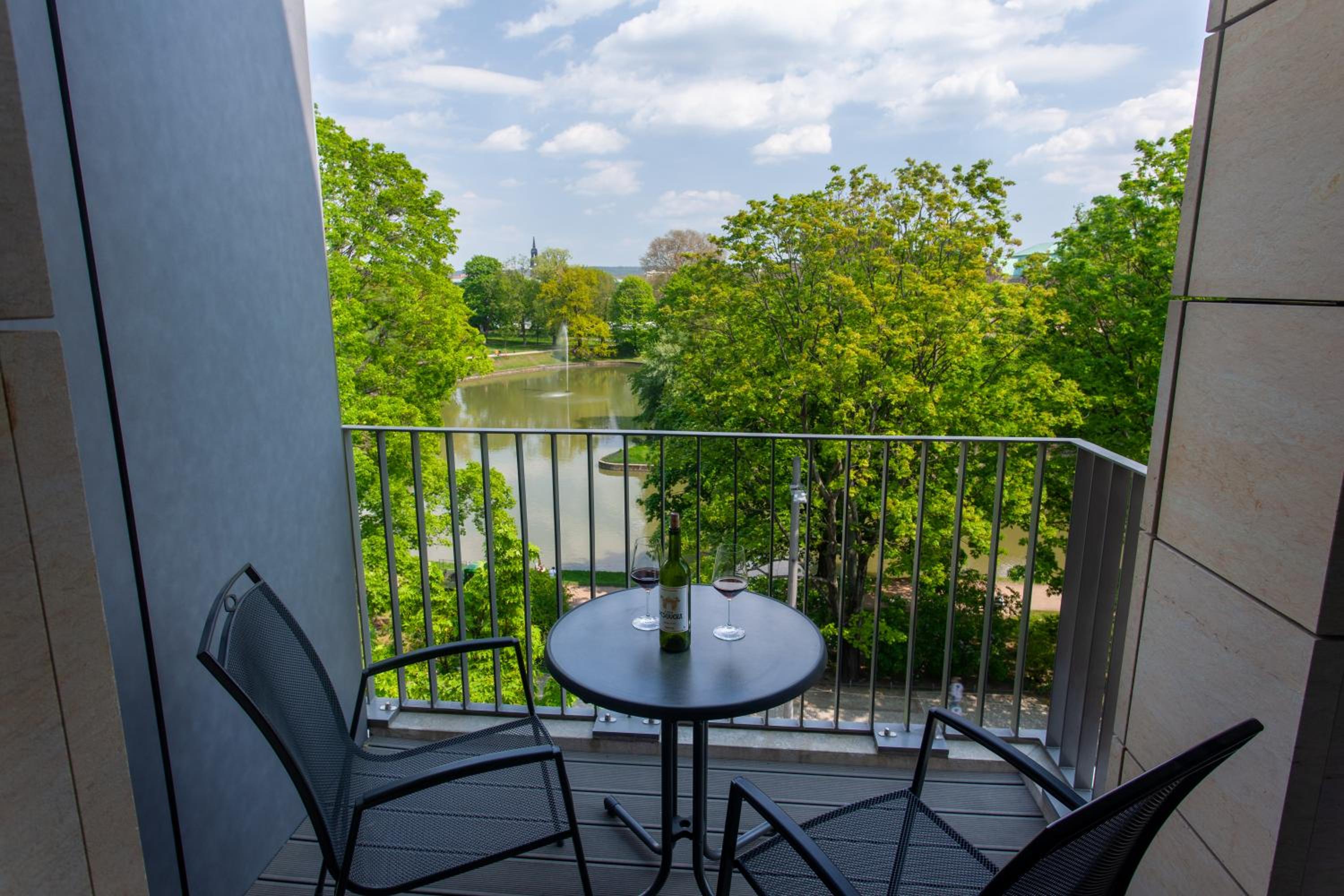 2-room-apartment with air conditioning photo 3
