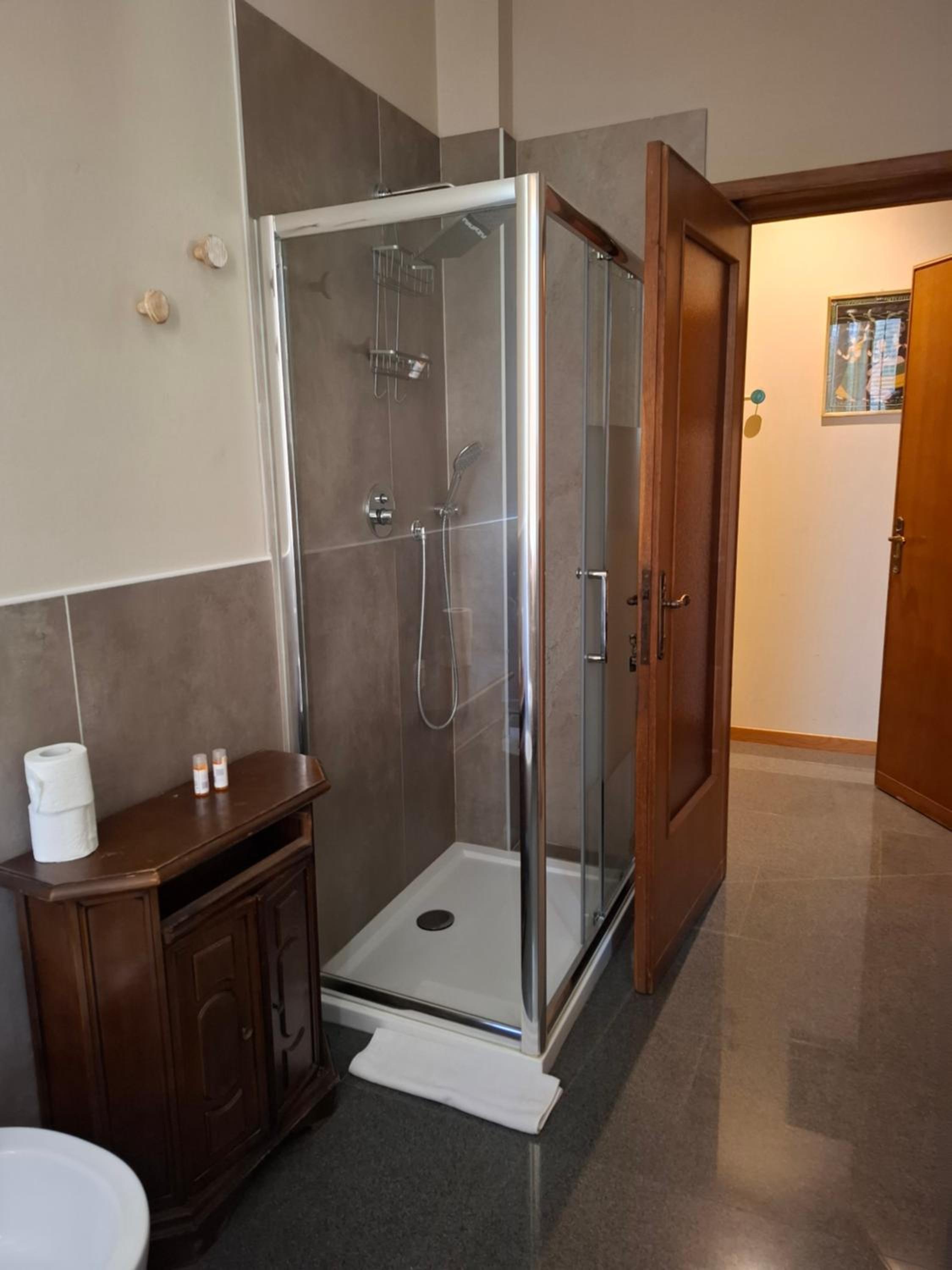One-Bedroom Apartment with Park View photo 1