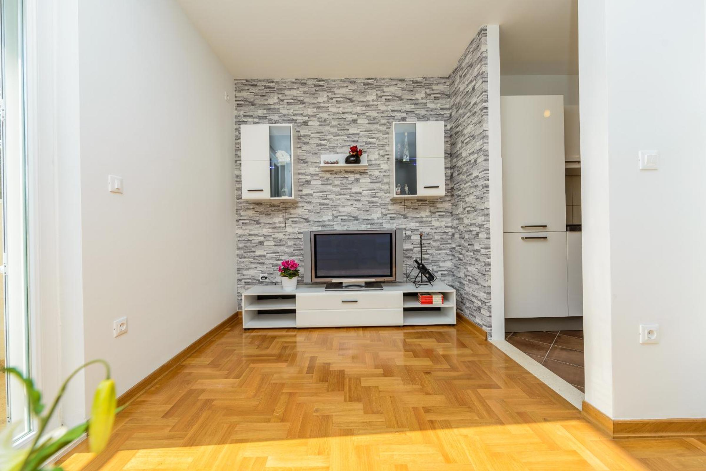 Apartment With Sea View