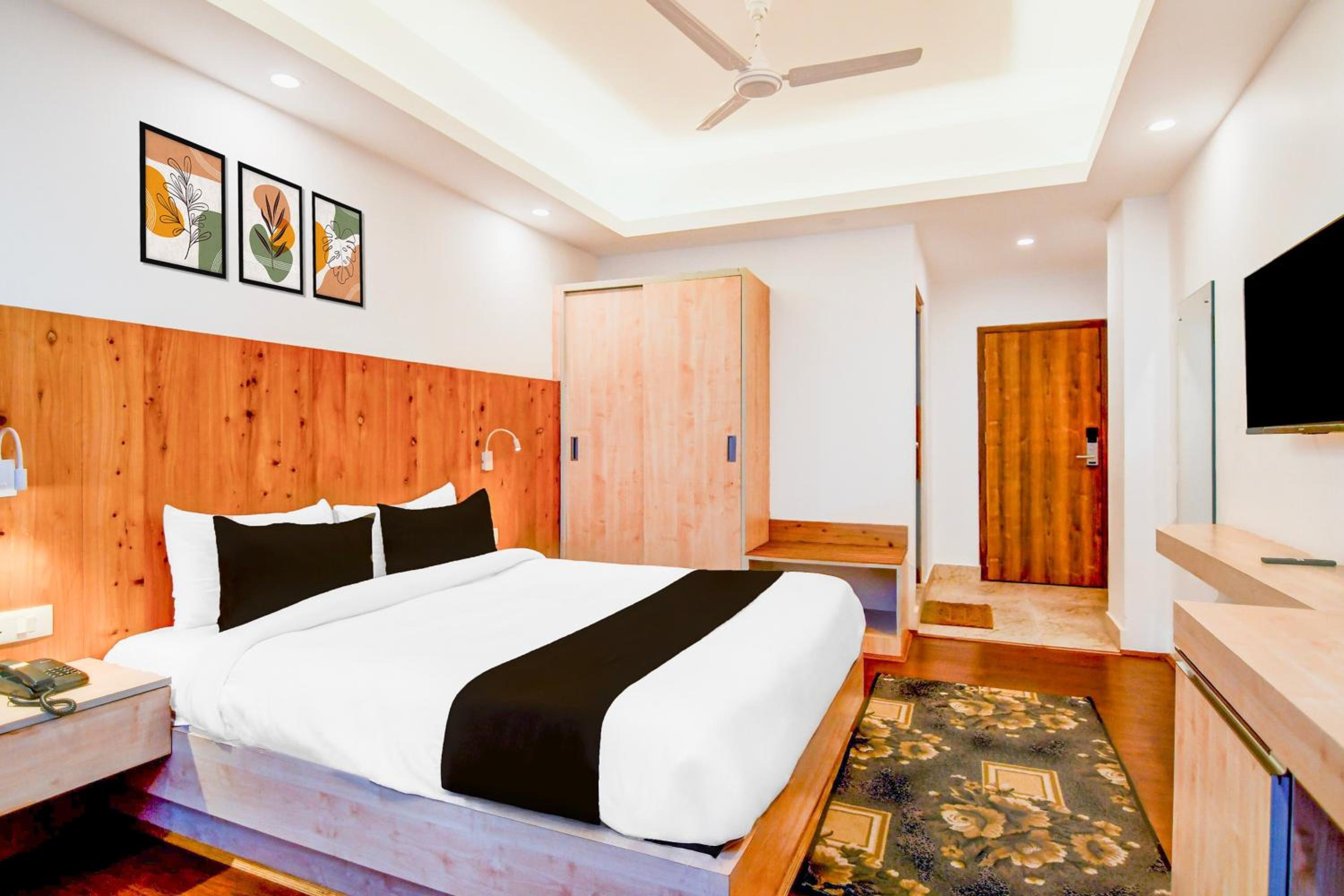 Classic Triple Room photo 1