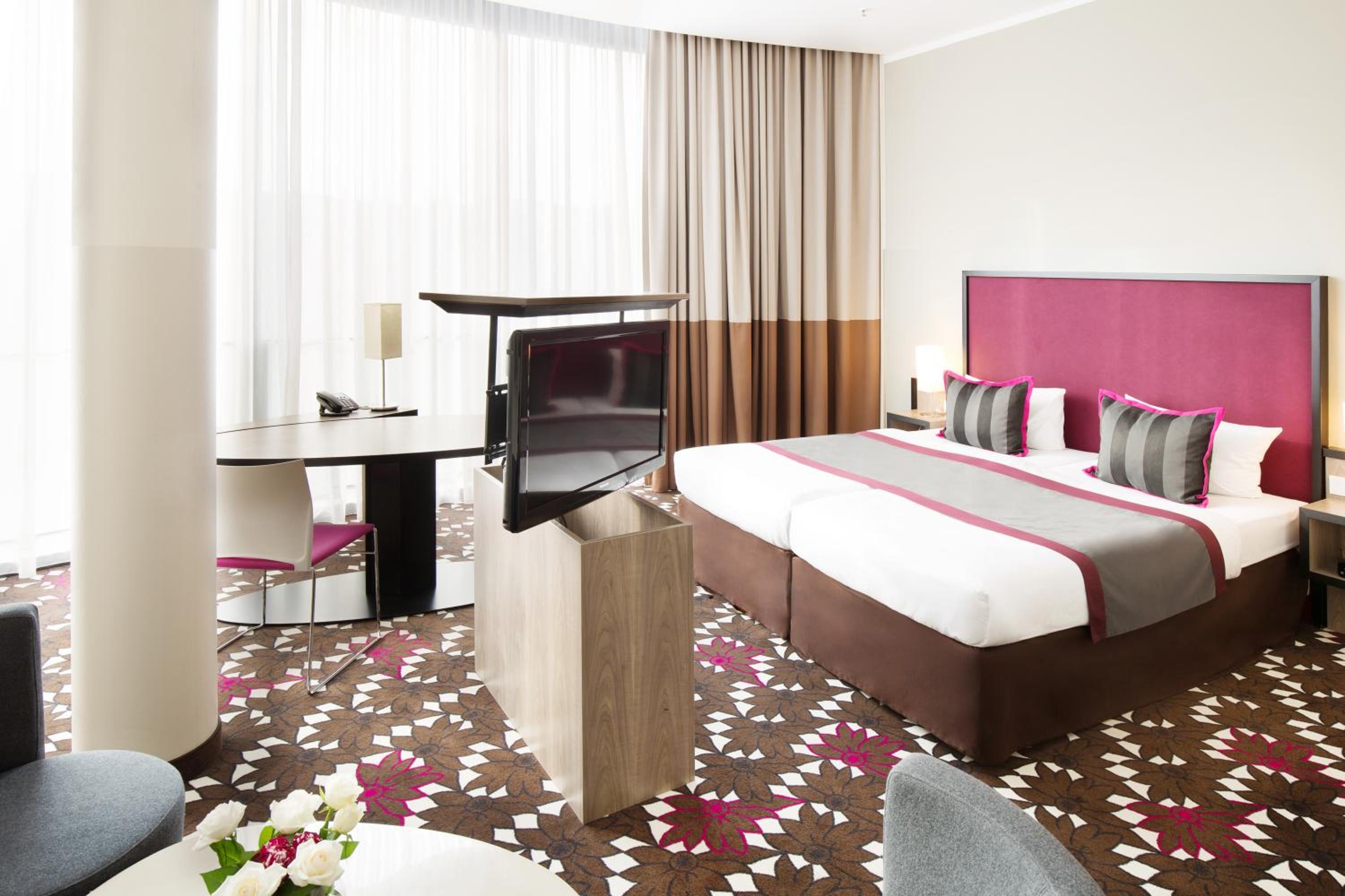 Superior Suite - Photo 1